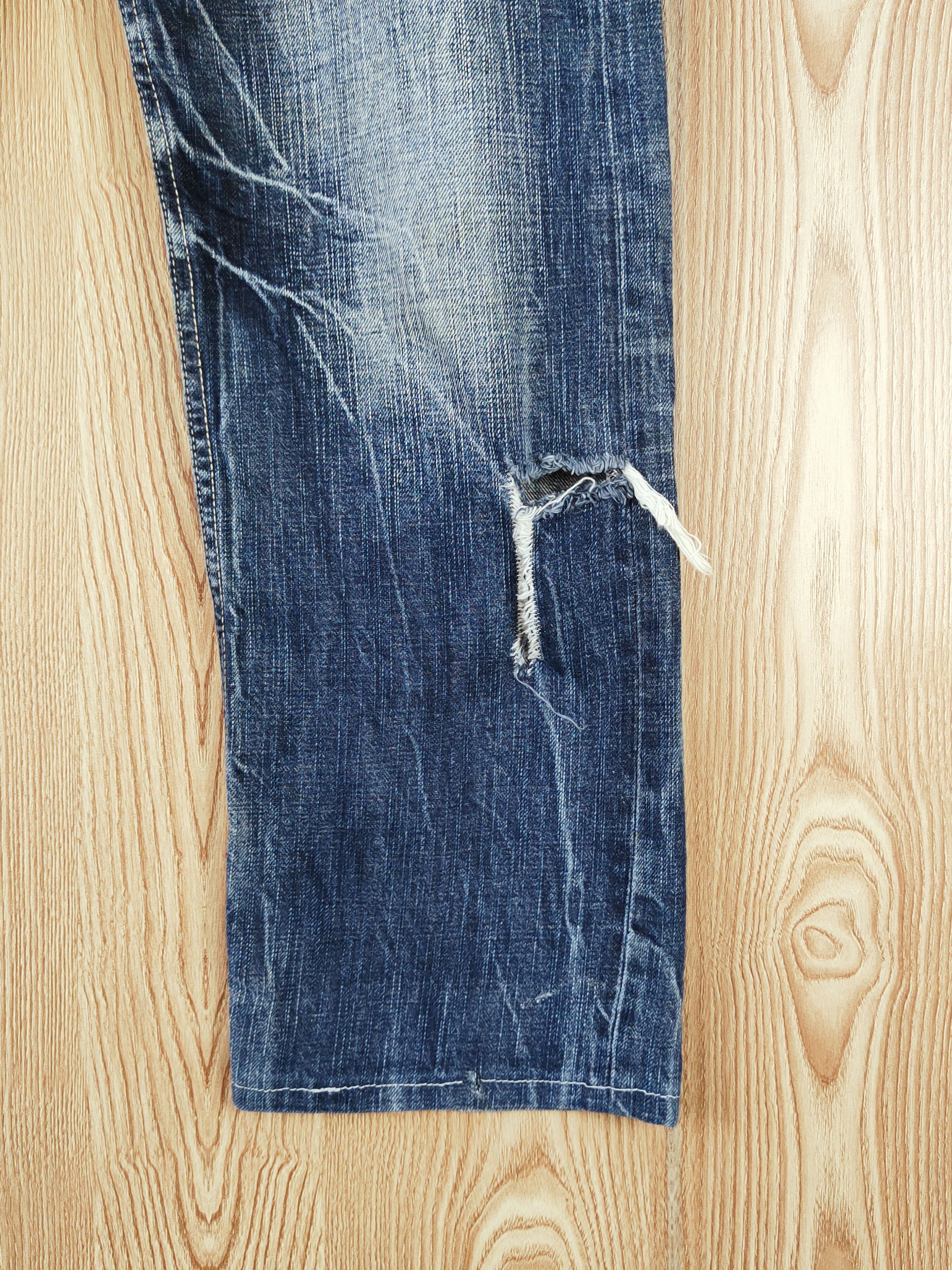Japanese Brand Villand Dark Blue Distressed Ripped Jeans #W656 Size US 32 / EU 48 - 6 Thumbnail