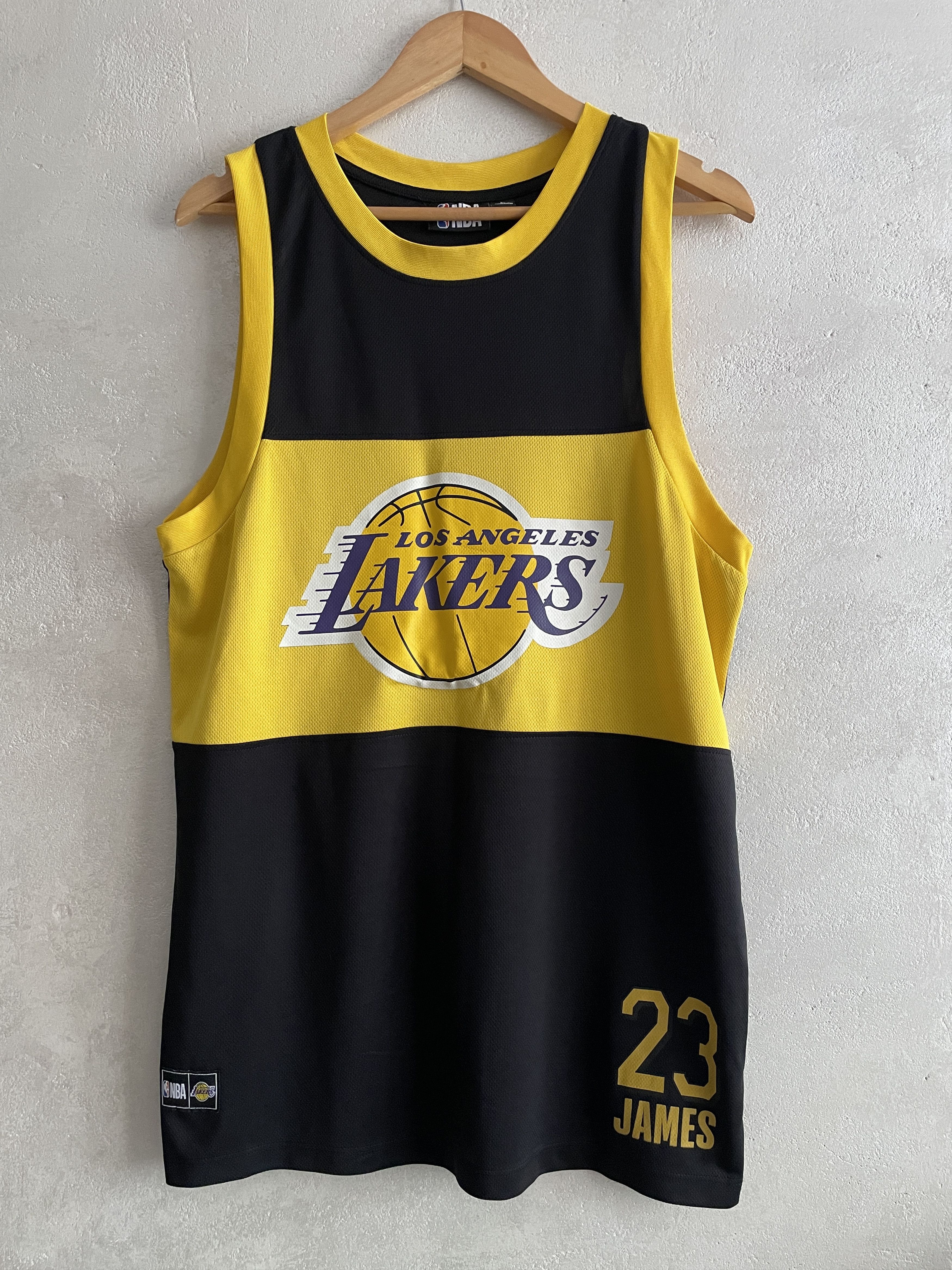 Primark NBA Los Angeles Lakers Lebron James Basketball Jersey Size US L / EU 52-54 / 3 - 1 Thumbnail