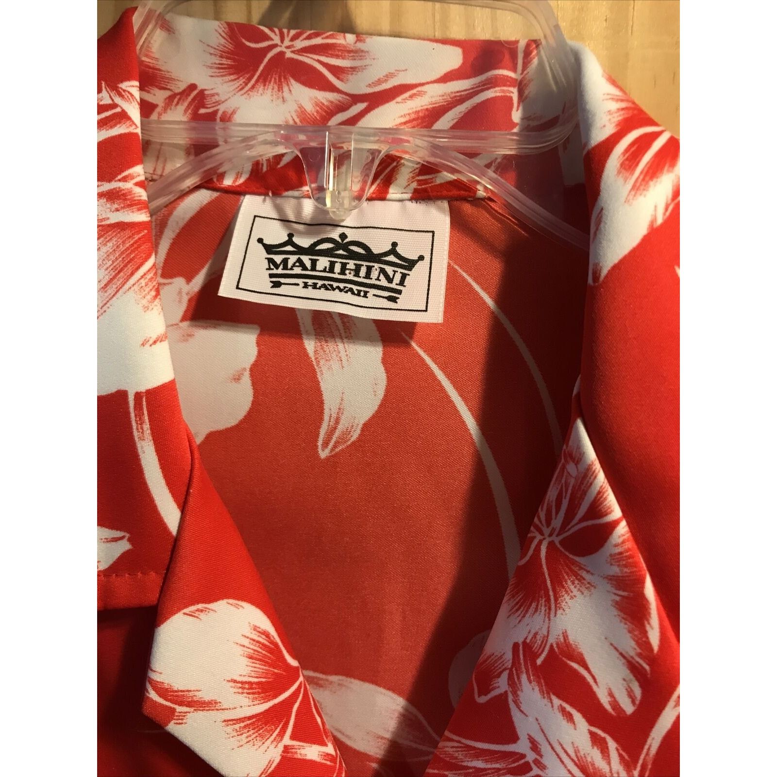 Other Malihini Vintage Men's M Red Floral SS Rayon Hawaiian Shirt Size US M / EU 48-50 / 2 - 2 Thumbnail