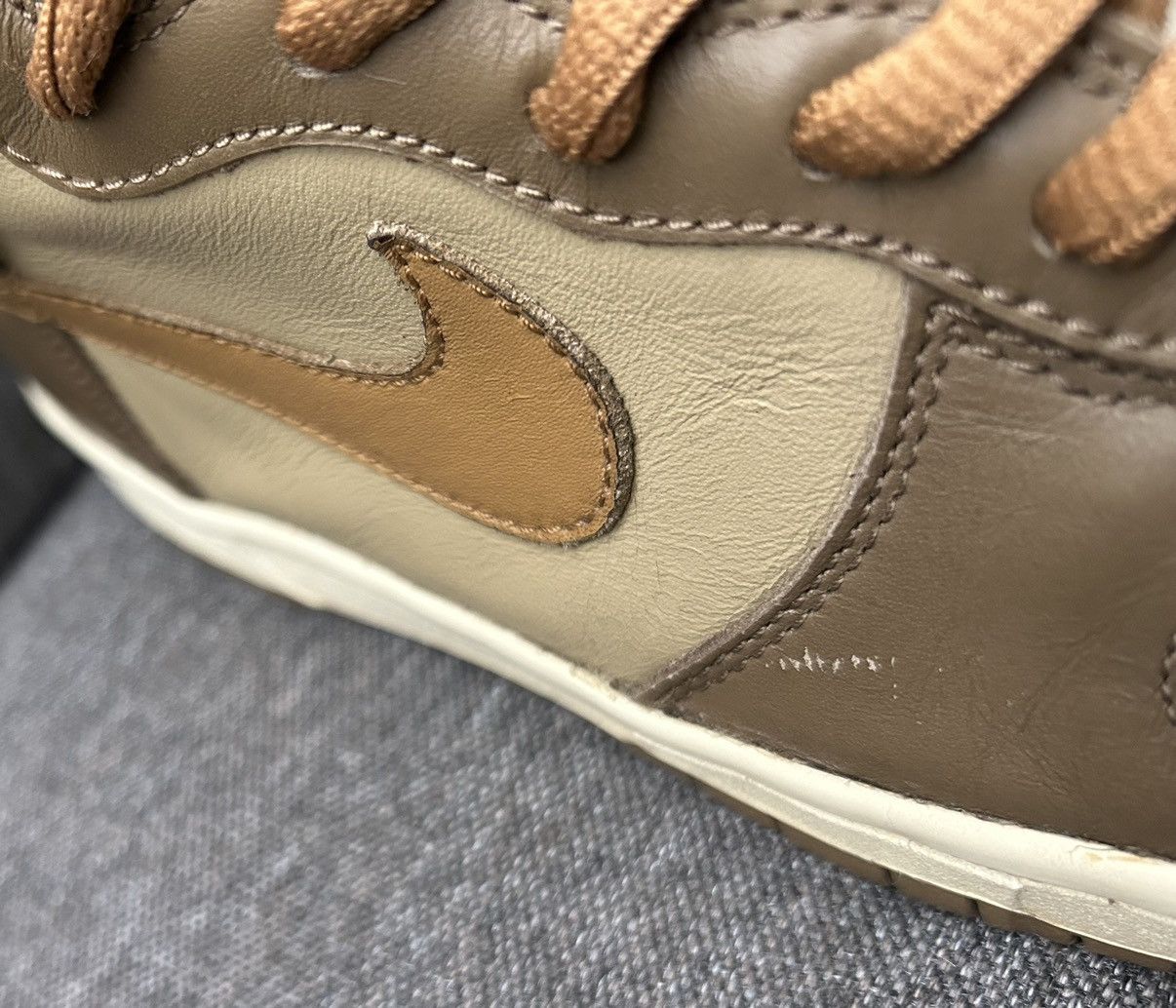 Vintage 2003 Nike Dunk High “UNSTUSSY” Hay Maple Taupe