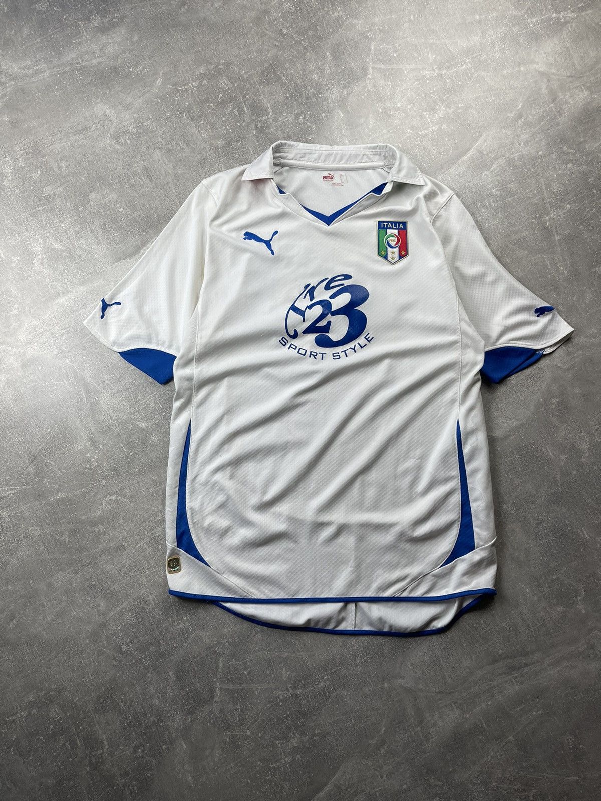 Puma PUMA Italy National Team Away Jersey n30 Nazionale Azzurra Size US L / EU 52-54 / 3 - 2 Thumbnail