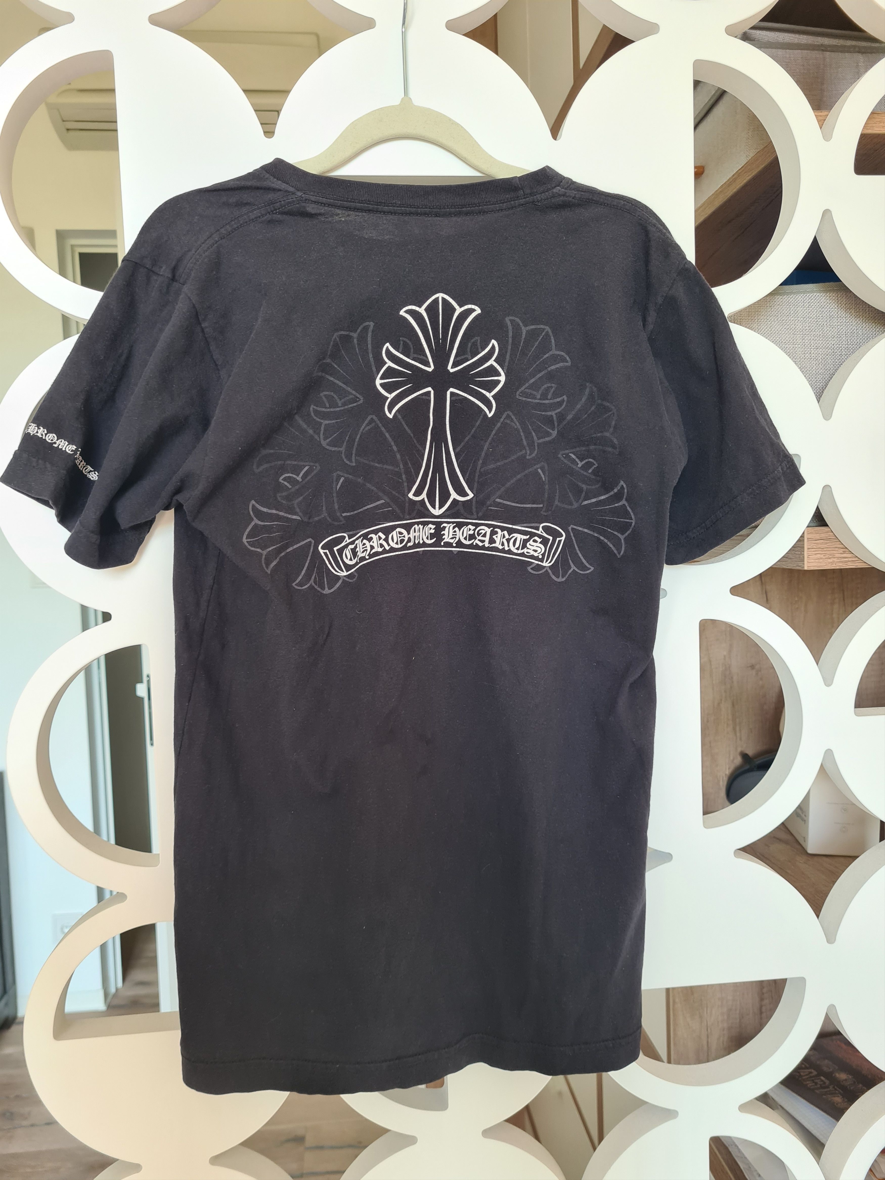 Image of Chrome Hearts Men's T-Shirt in Black (Size Small)