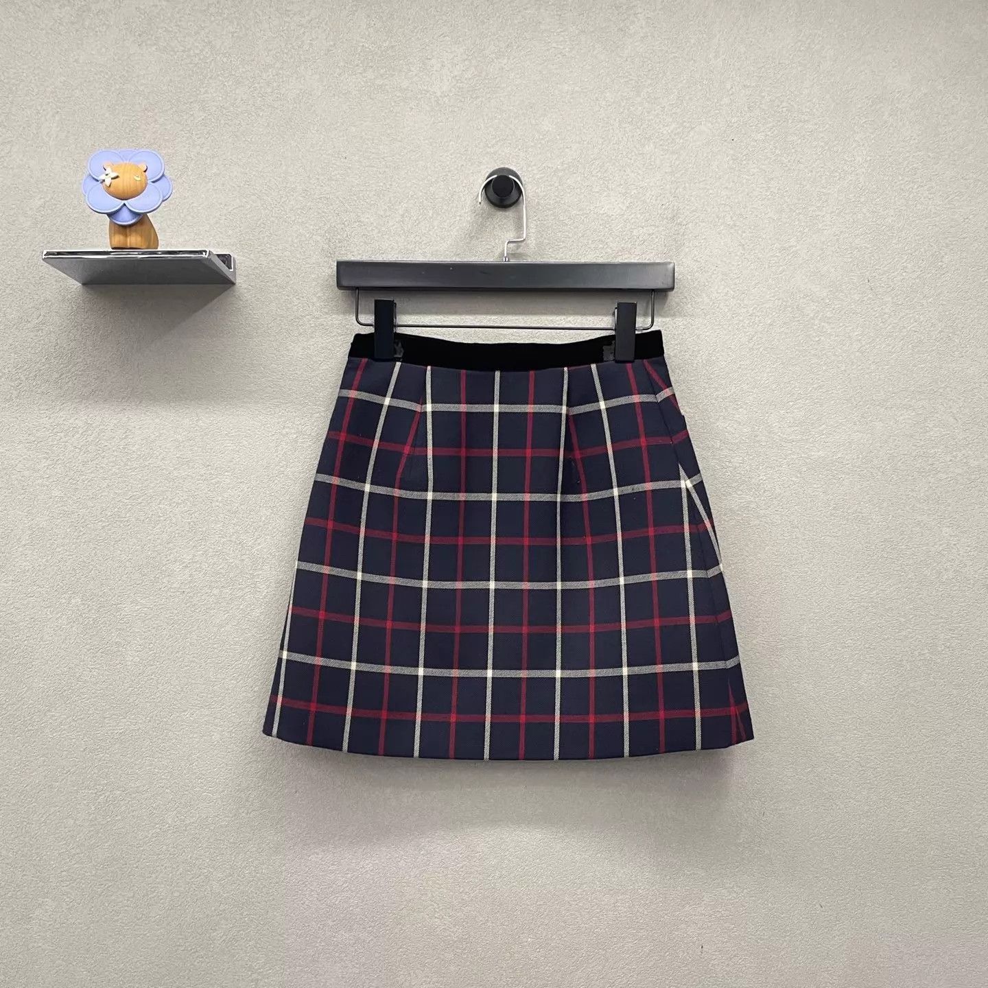 Miu Miu MIU MIU Women's Check Preppy Mini Skirt Size 40 (Waist 64cm) Size 27" / US 4 / IT 40 - 2 Thumbnail