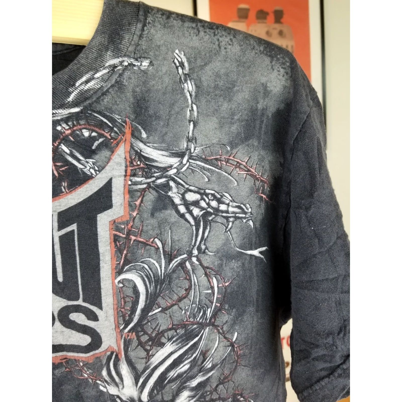 Tapout VINTAGE TAP OUT Y2K T-SHIRT GRUNGE MMA FIGHT SKULLS BLACK COTTON SZ LARGE MENS Size US L / EU 52-54 / 3 - 4 Thumbnail