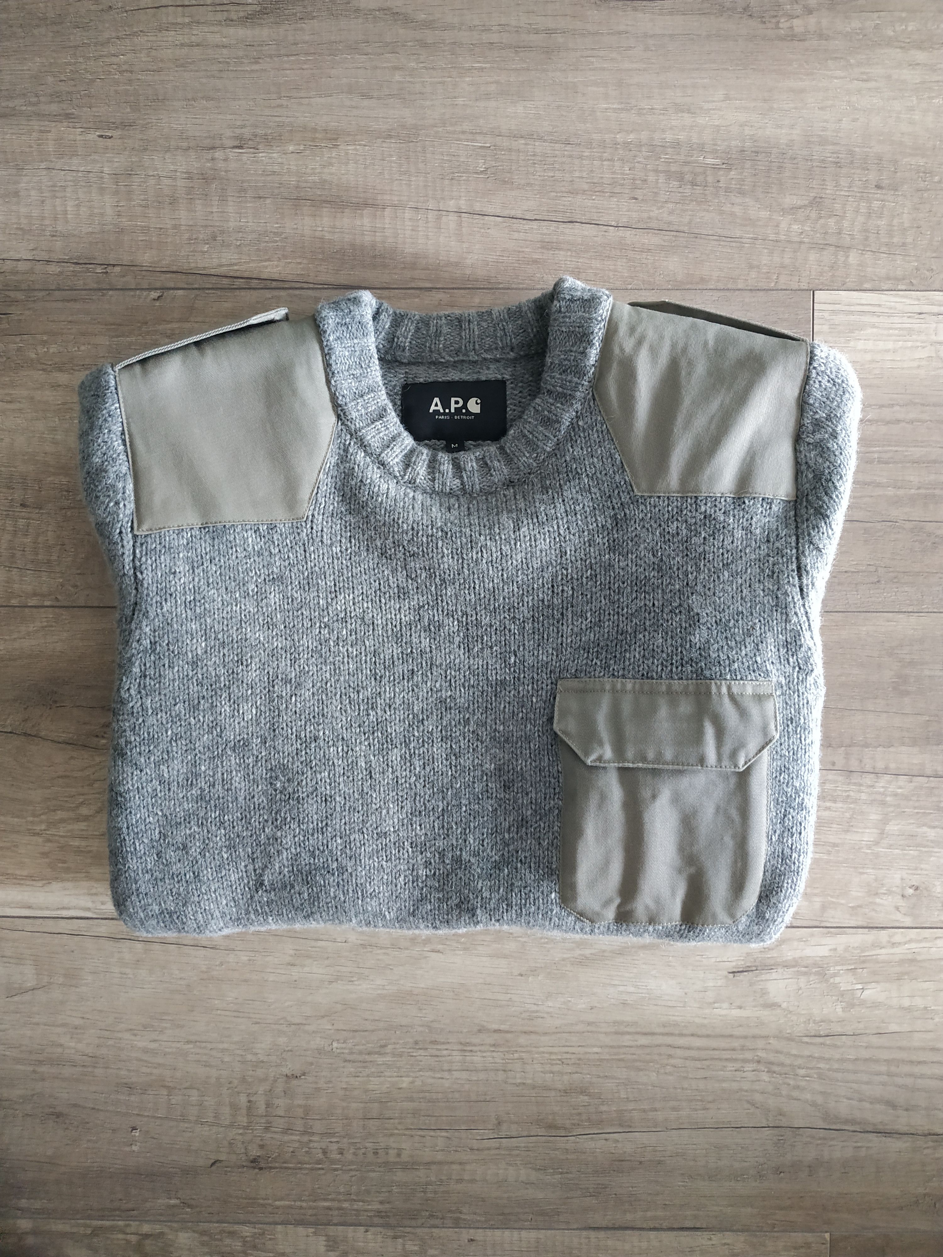 A.P.C. × Carhartt Wip Carhartt x A.P.C.Commando Men's Military Wool Sweater, s. M Size US M / EU 48-50 / 2 - 7 Thumbnail