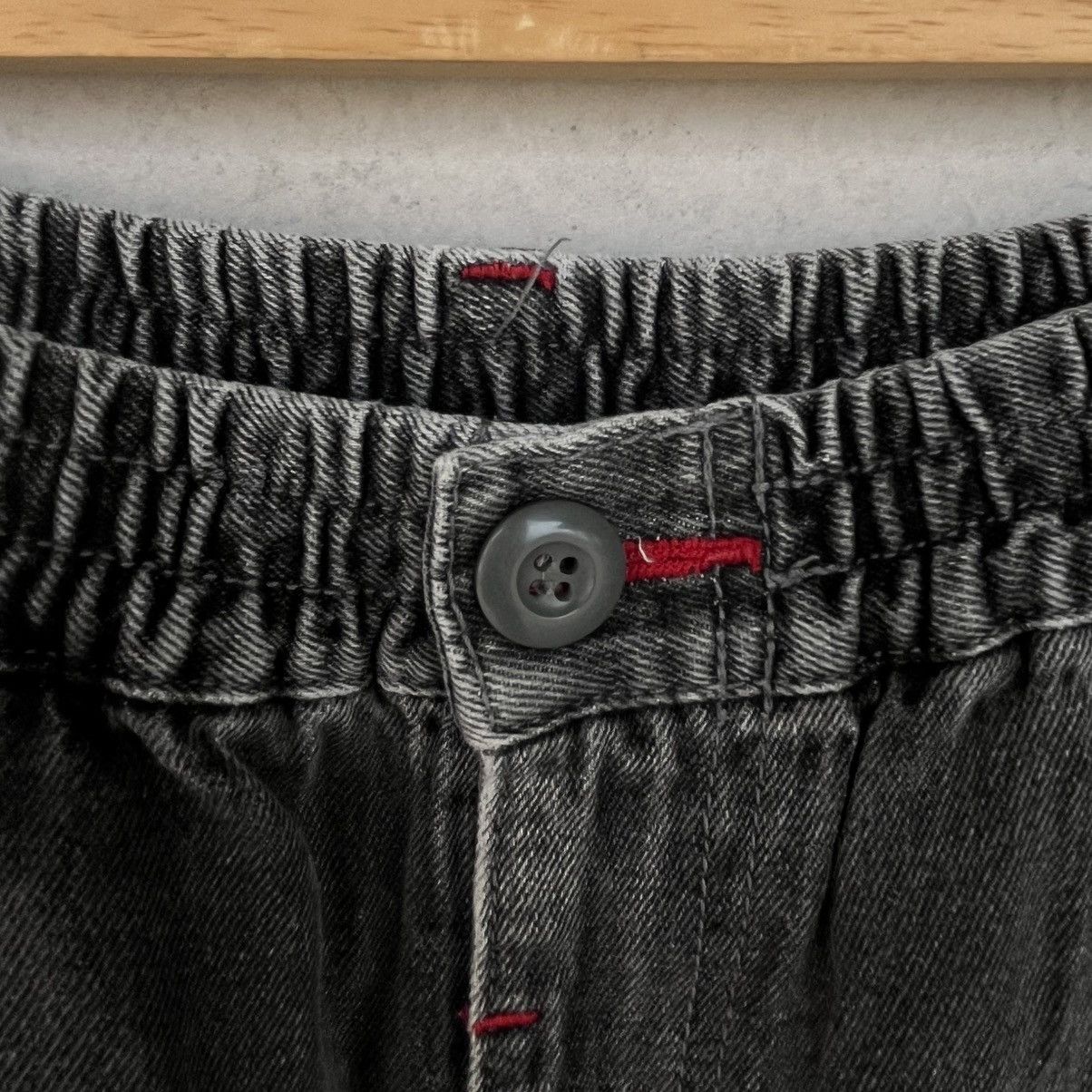 Other Vintage Black Denim Cargo Pants With Red Size M W20 L29 Size US 26 / EU 42 - 9 Thumbnail