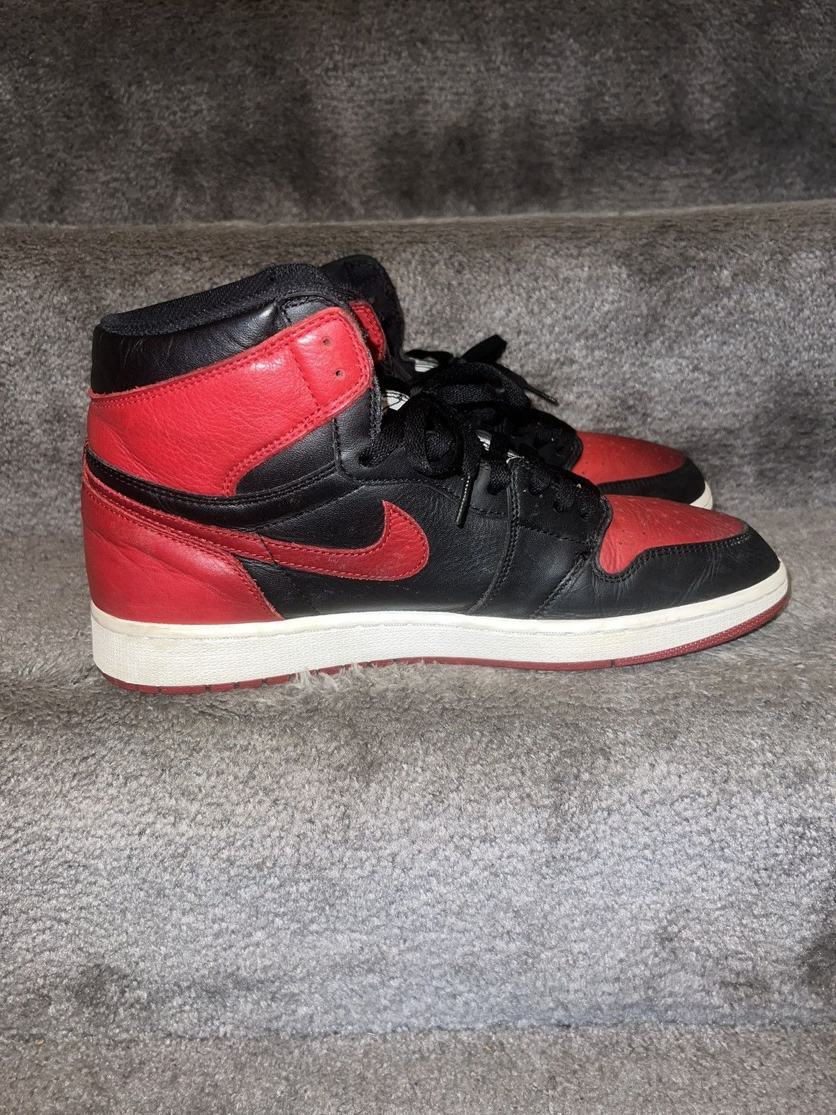 Jordan Brand Jordan 1 Retro Bred/Banned (2016) Size US 12.5 / EU 45-46 - 5 Thumbnail
