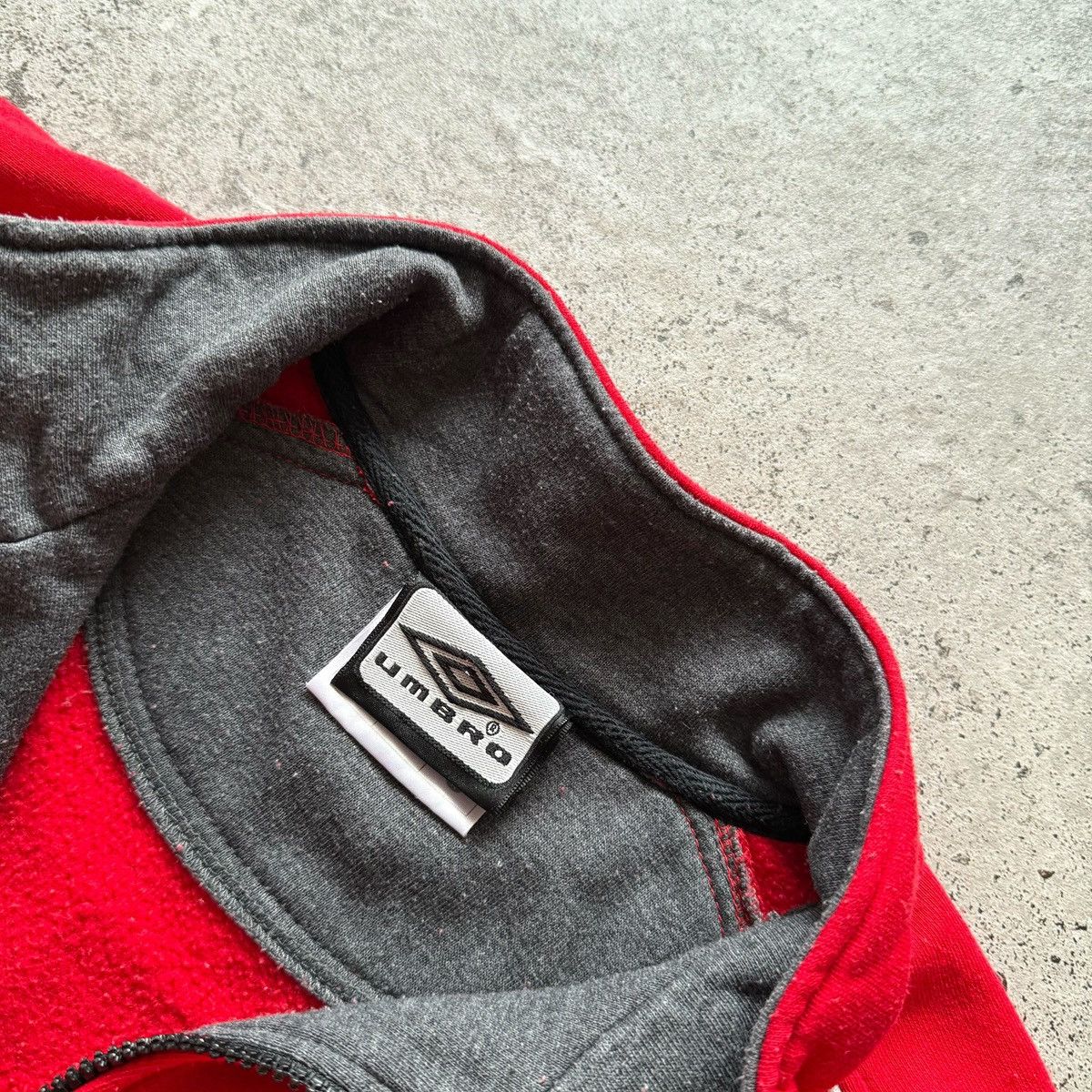 Umbro Umbro Falcon Vintage Half Zip Sweatshirt Red Y2K Printed Size US M / EU 48-50 / 2 - 6 Thumbnail