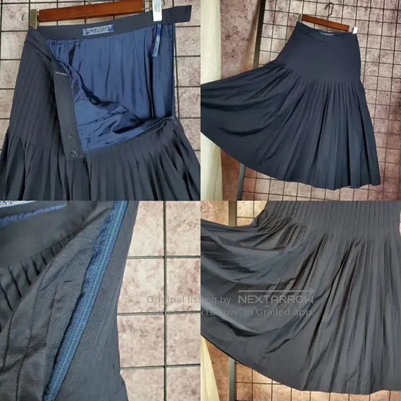 Givenchy Givenchy Black Wool Pleated Skirt . Size 23" - 4 Thumbnail