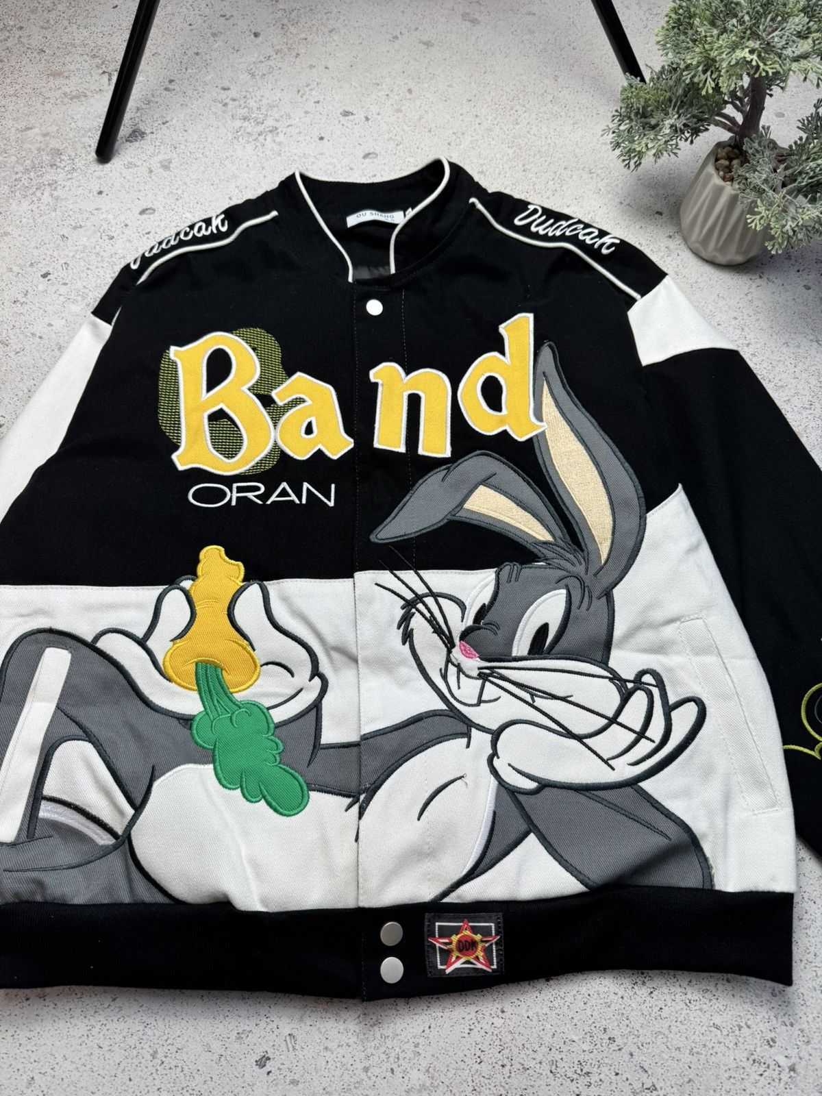 Japanese Brand × NBA Band Oran Bugs Bunny Racing Jacket Nascar F1 M Black Unisex Size US M / EU 48-50 / 2 - 6 Thumbnail