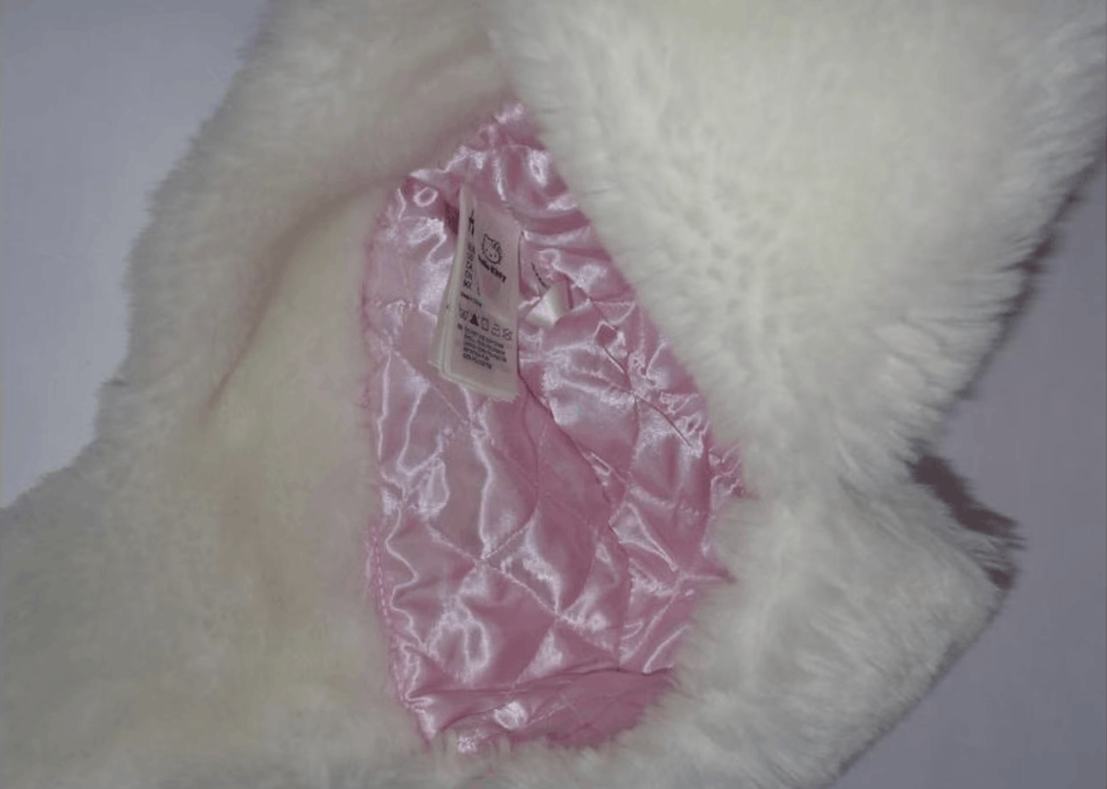 Anime Hello Kitty y2k Aviator Trapper Hat Faux Fur White Size ONE SIZE - 6 Thumbnail