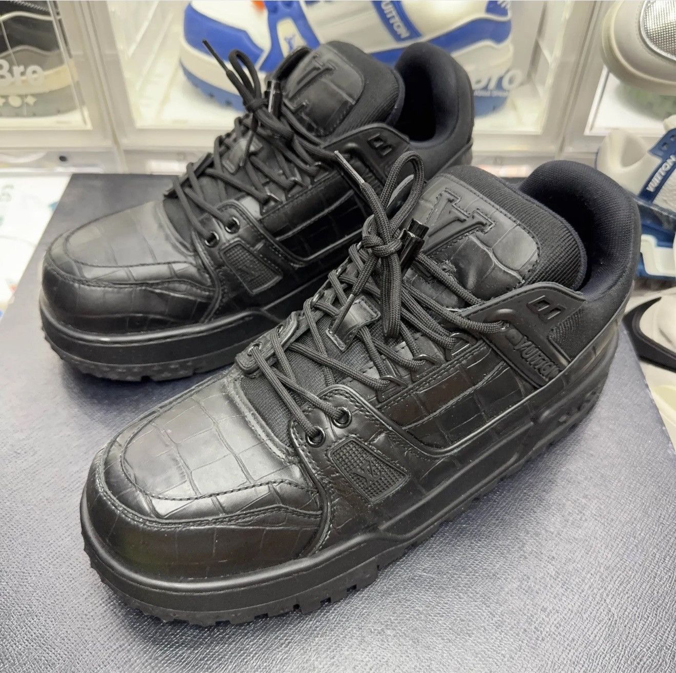 Louis Vuitton Louis Vuitton Trainer Maxi Black Leather Sneakers 0079 Size US 9 / EU 42 - 1 Thumbnail