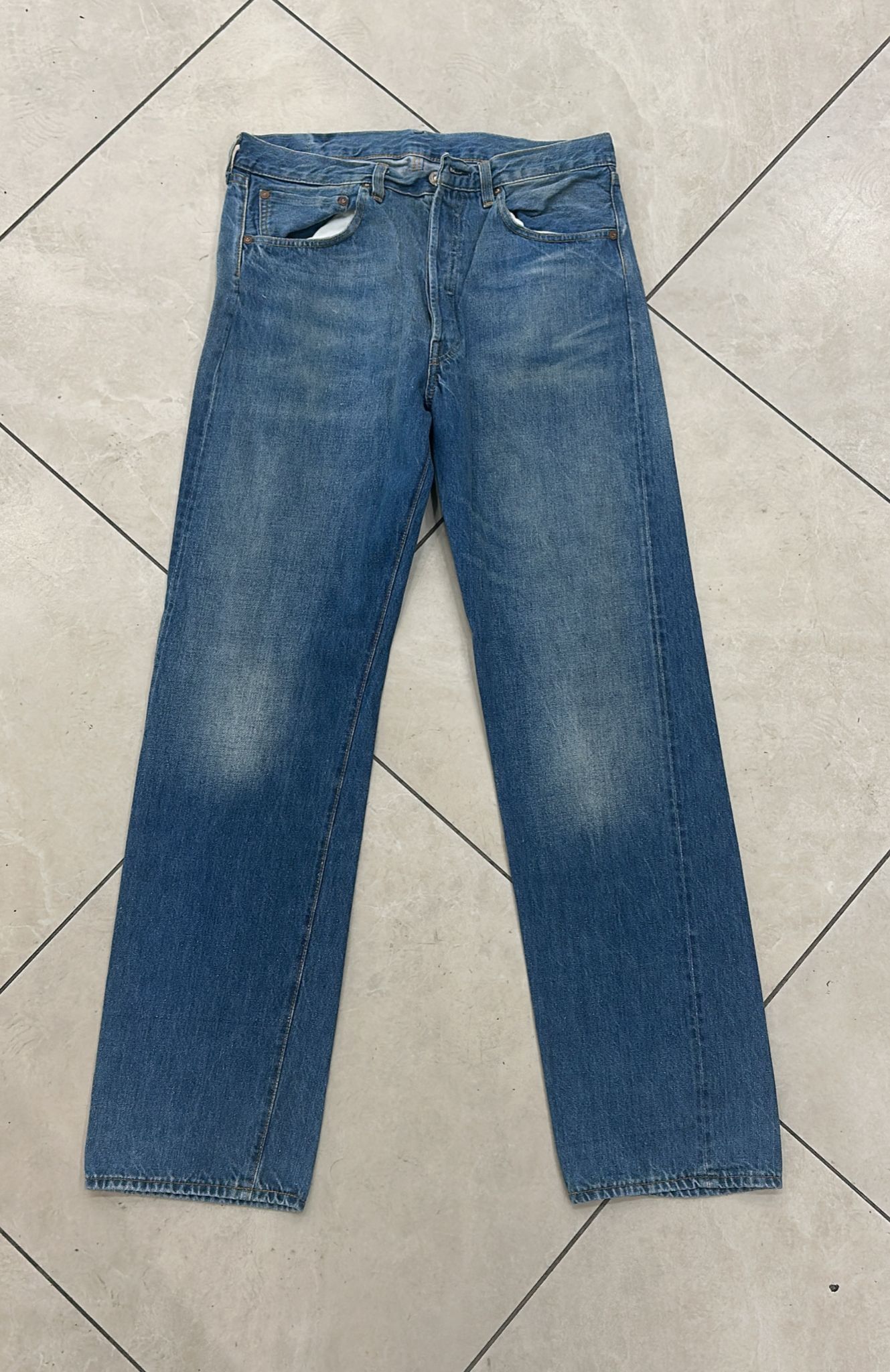 Levi's Vintage Clothing LVC Levi's Vintage Clothing 1955 501XX BigE Selvedge Jeans Size US 32 / EU 48 - 1 Thumbnail
