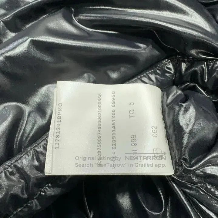 Moncler Moncler Montbeliard Series Short Down Jacket. Size US S / EU 44-46 / 1 - 4 Thumbnail
