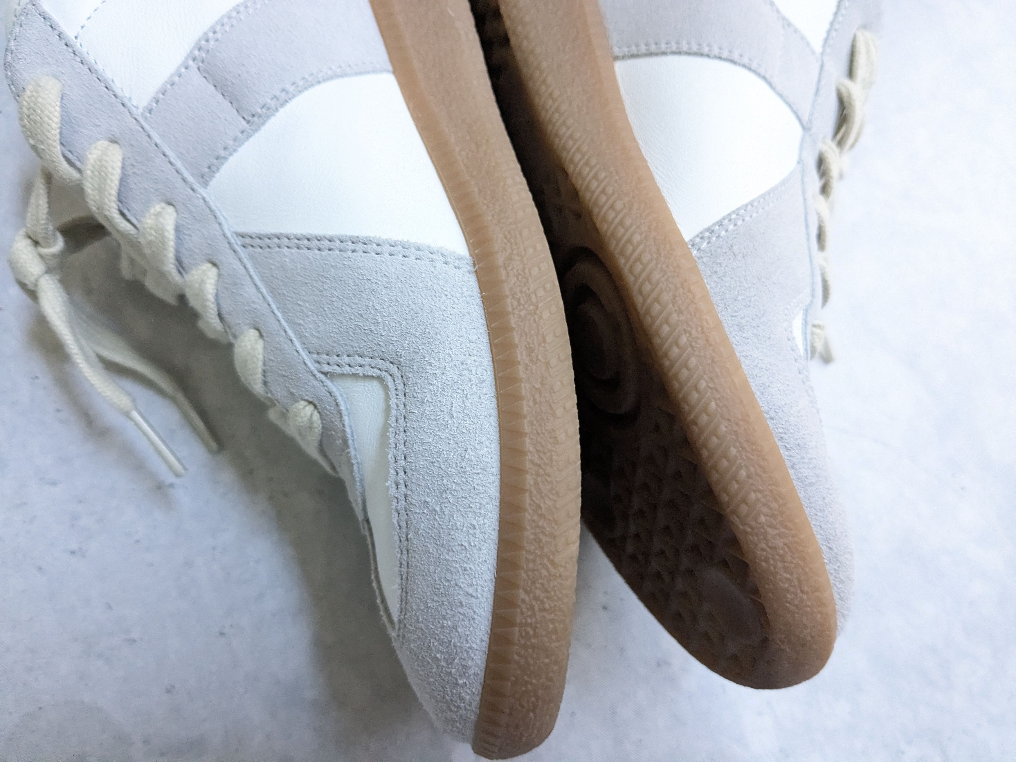 Maison Margiela Maison Margiela GAT Replica White Gray 8.5 41.5 Low Tops Size US 8.5 / EU 41-42 - 11 Thumbnail