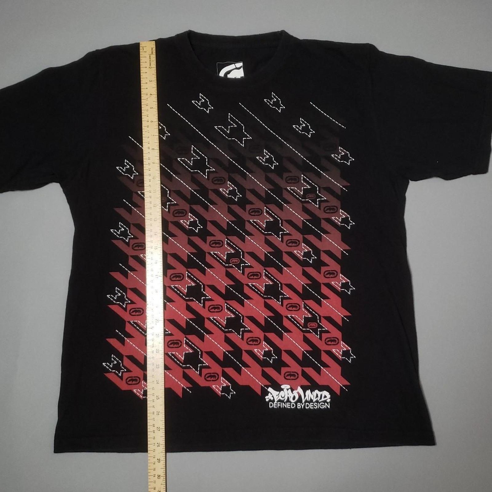 Ecko Unltd. 2000s Ecko Unlimited red ombre tee Mens 2XL Size US XXL / EU 58 / 5 - 7 Thumbnail
