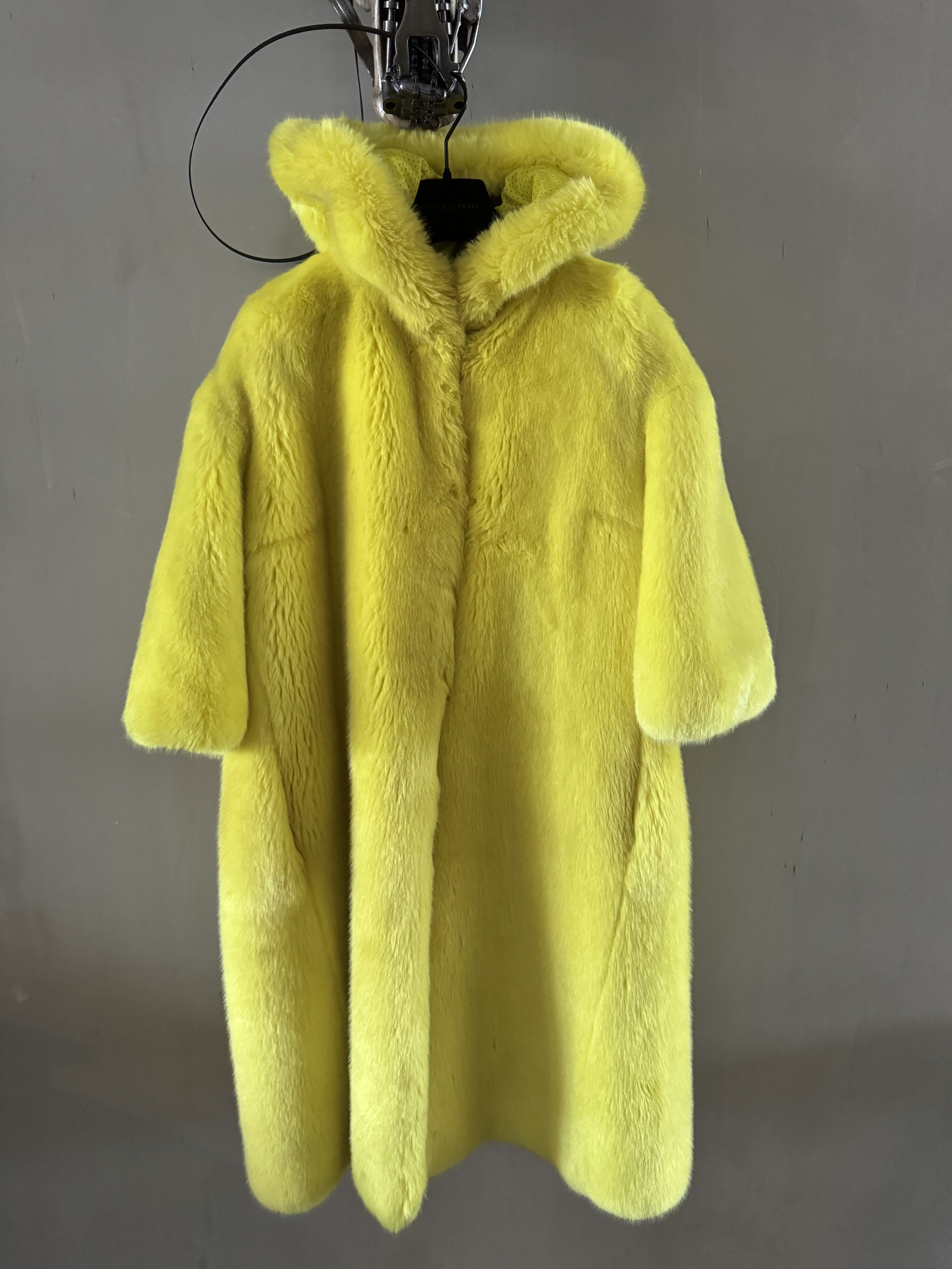 Faith Connexion NEW OVERSIZED YELLOW FUR COAT Size M / US 6-8 / IT 42-44 - 10 Thumbnail
