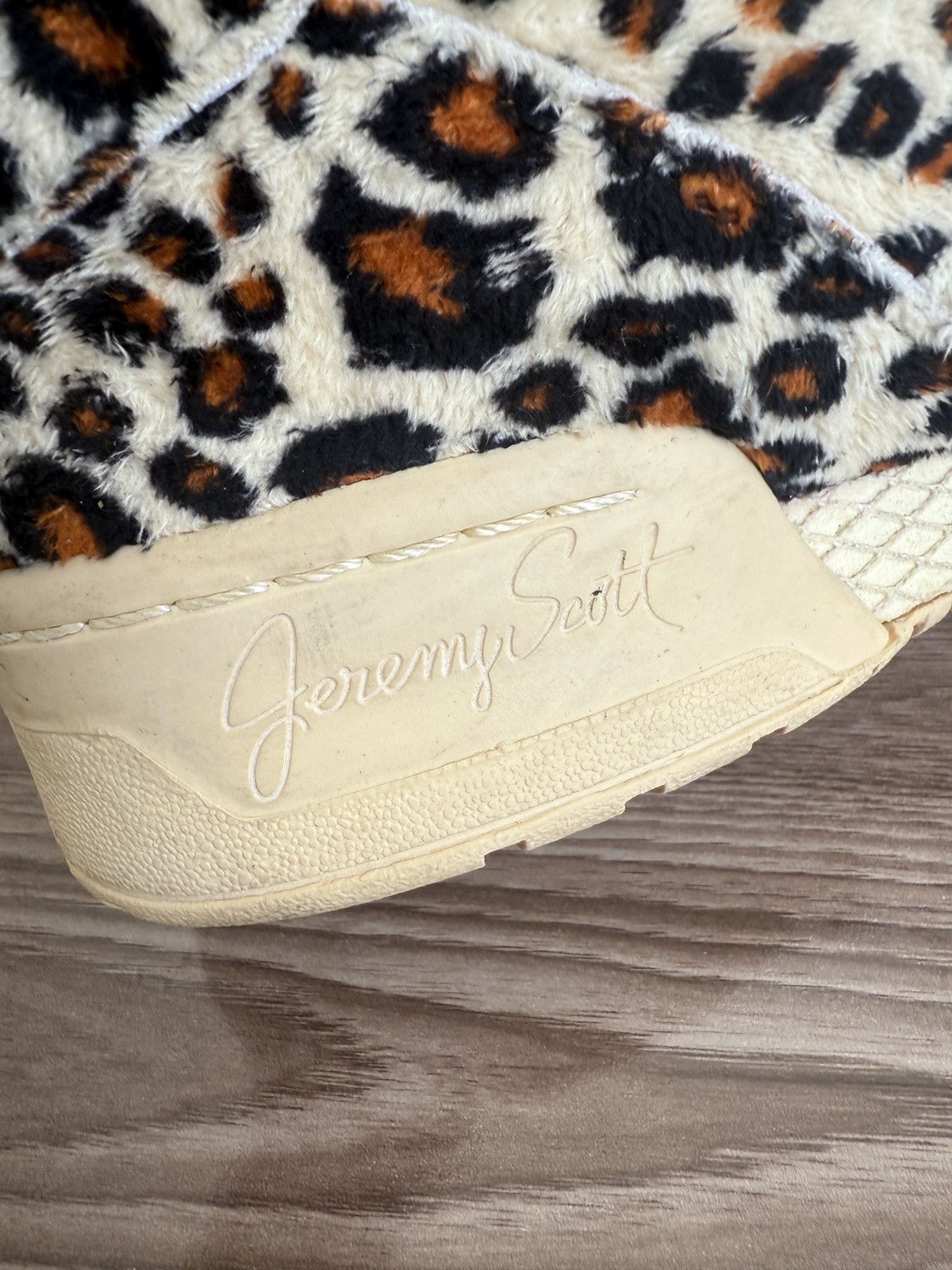 Adidas × Jeremy Scott Leopard sandstorm sneaker Size US 11 / EU 44 - 18 Thumbnail