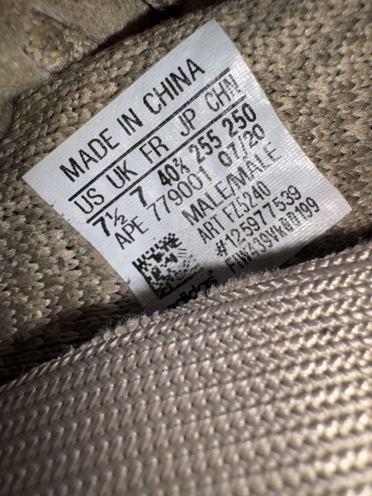 Yeezy Yeezy 350 Boost Size US 7.5 / EU 40-41 - 5 Thumbnail