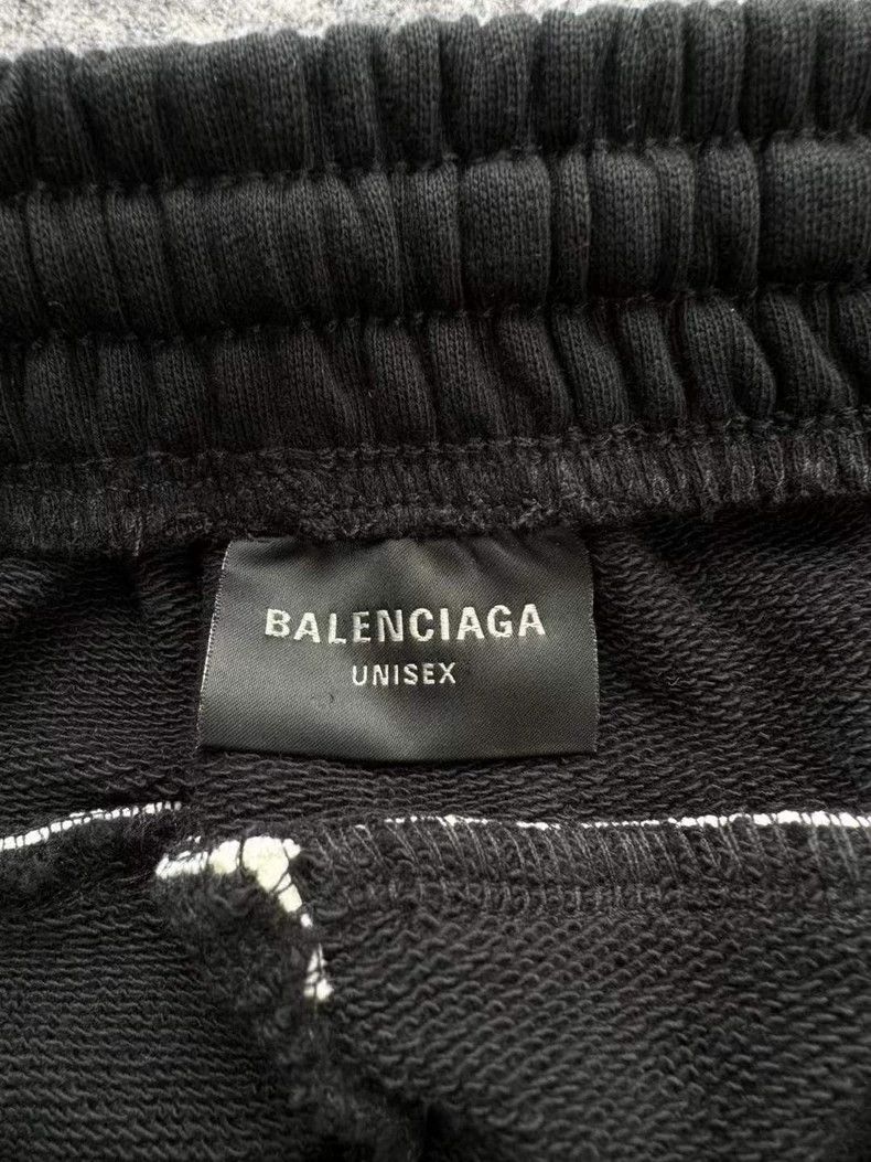 Balenciaga Balenciaga size XS Manchester United Sweatpants Size US 26 / EU 42 - 5 Thumbnail