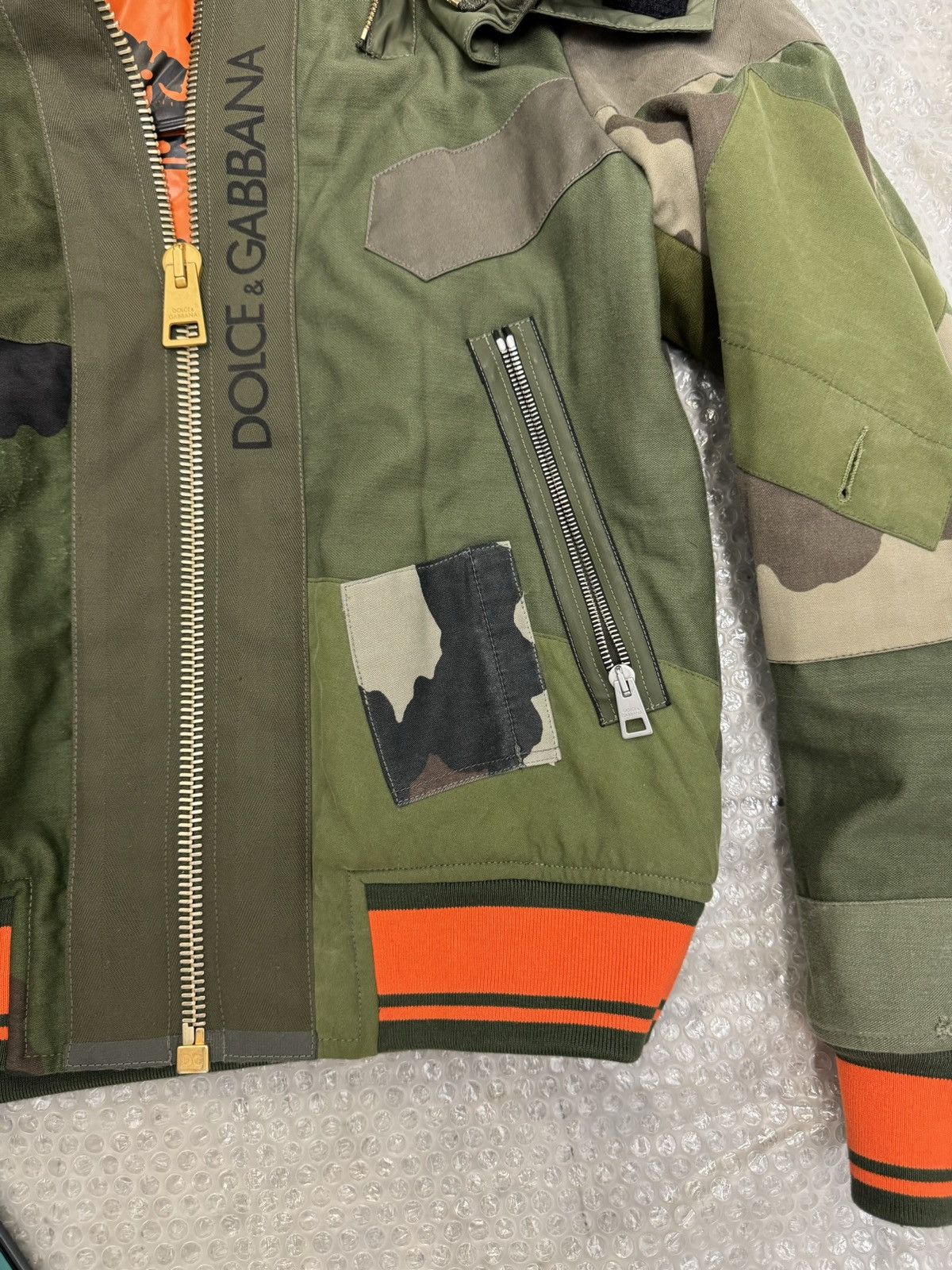 Dolce & Gabbana Camo Dolce & Gabbana Patchwork Bomber Jacket Size US S / EU 44-46 / 1 - 3 Thumbnail