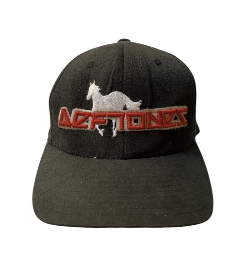 Band Tees Real Y2K Deftones white pony fitted hats Size ONE SIZE - 1 Thumbnail
