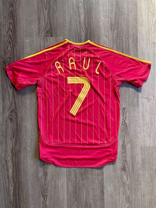 Adidas Spain 2006 ‘Raul’ Home Kit | Grailed