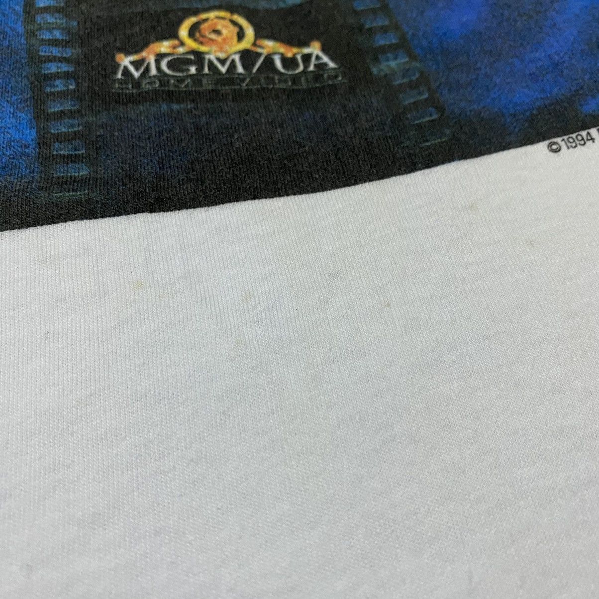 Vintage VINTAGE 90S DANGEROUS GAME MOVIE T-SHIRT Size US XL / EU 56 / 4 - 7 Thumbnail