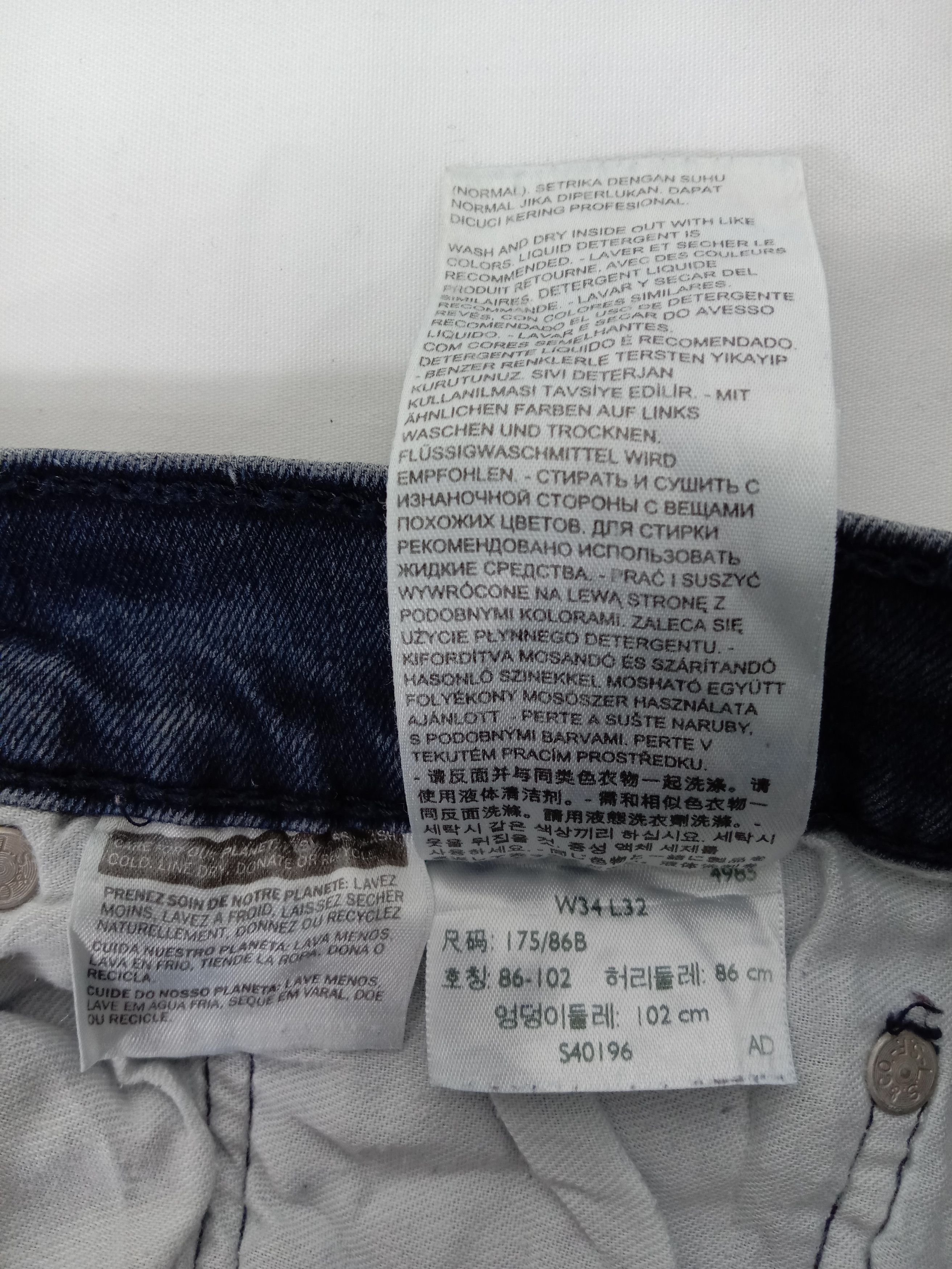 Levi's Vintage Levi's 511 Slim Jeans Dark Blue Denim Size US 31 - 13 Thumbnail
