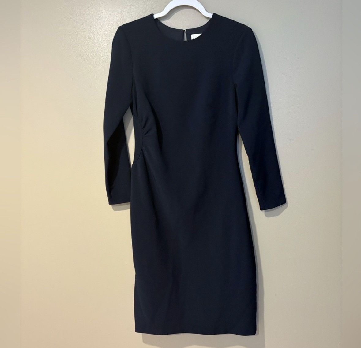 Sachin & Babi Sachin & Babi sleek flattering midi length dress business Size S / US 4 / IT 40 - 4 Thumbnail