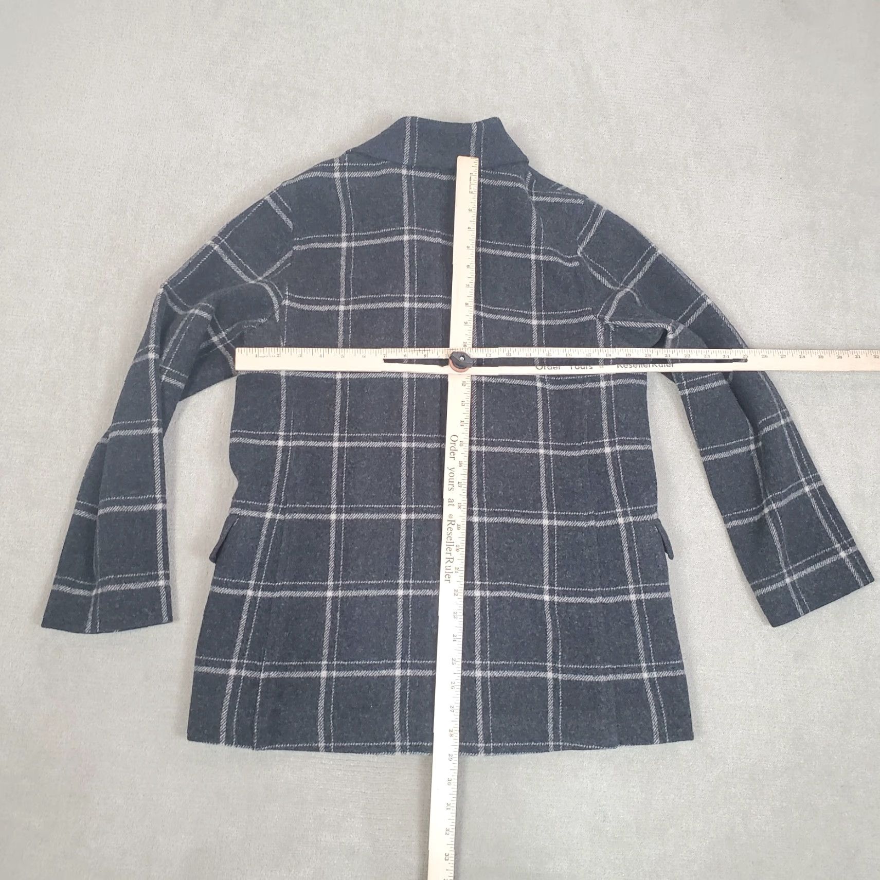 Pendleton VINTAGE Pendleton Pea Coat Womens Medium Gray Plaid Wool Jacket Lined Outdoors Size M / US 6-8 / IT 42-44 - 6 Thumbnail