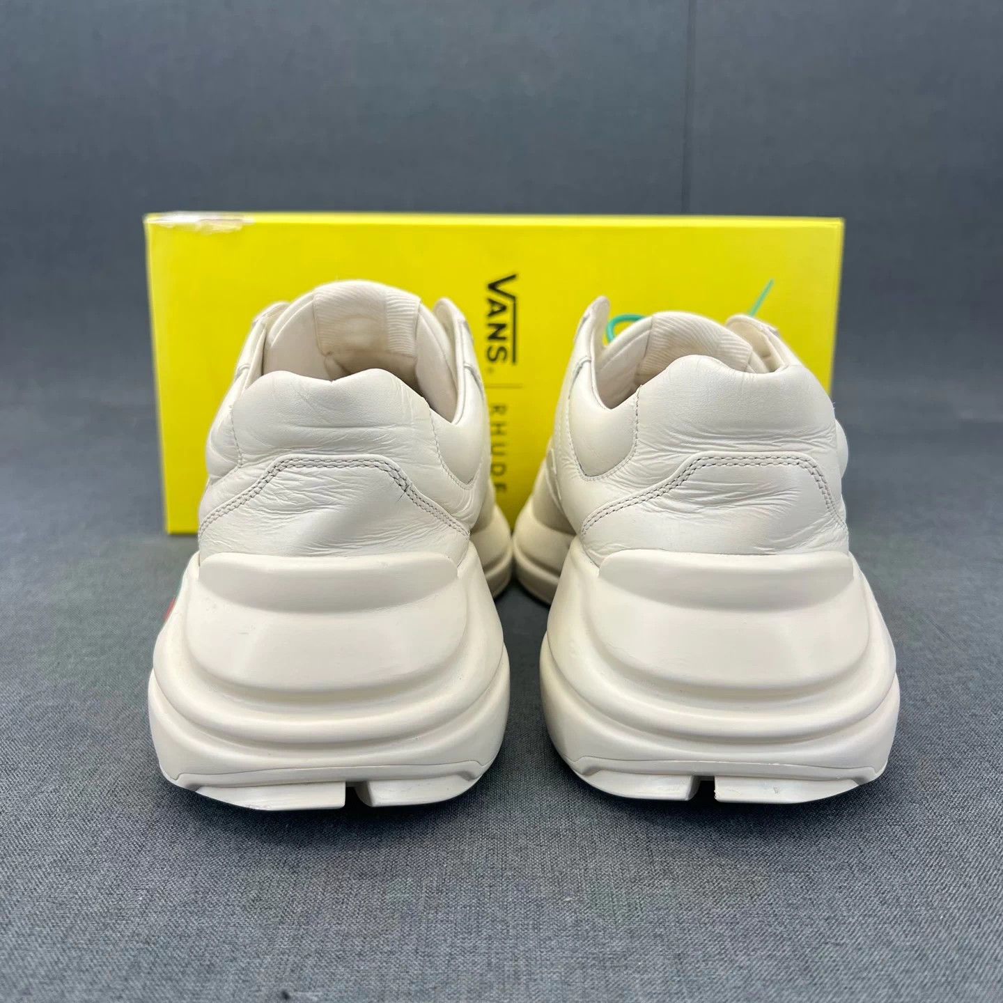 Gucci Gucci Rhyton Ivory 37.5 Boxed Good Logo Blemish Size US 6.5 / IT 36.5 - 7 Thumbnail