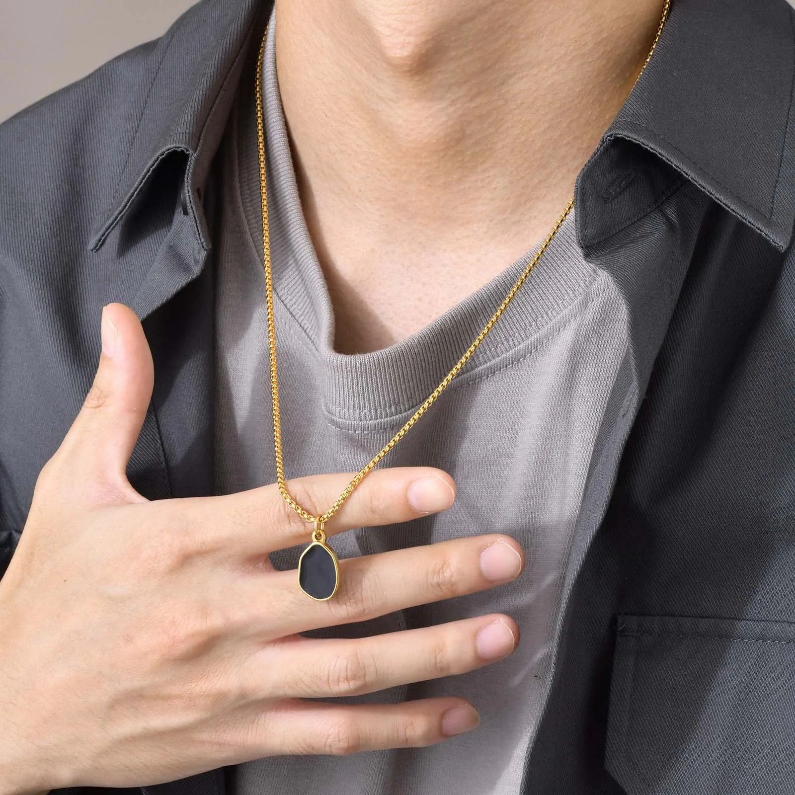 Vintage Irregular Geometric Pendant Necklace Size ONE SIZE - 1 Thumbnail
