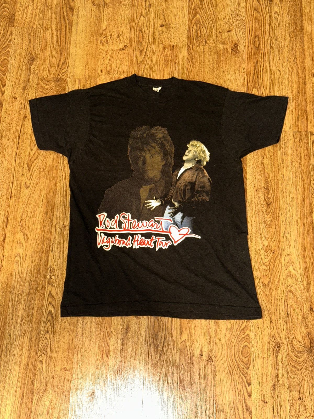 Rap Tees Single Stitch Vtg 1991 ROD STEWART Vagabond Heart Tour Tee Size US XL / EU 56 / 4 - 1 Thumbnail