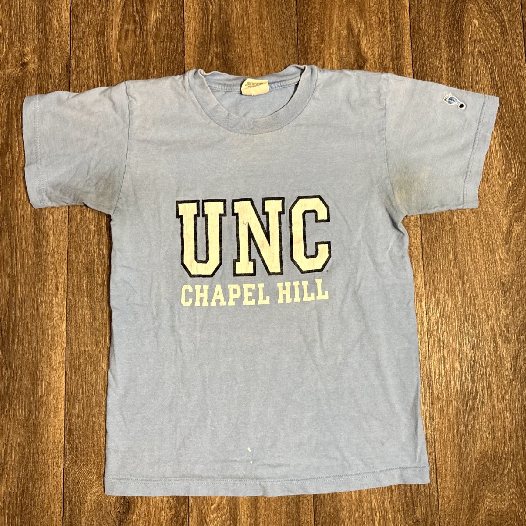 Vintage VINTAGE University of North Carolina Chapel Hill T-Shirt UNC Blue 80s Small Mens Womens Unisex Adults S NCAA Cotton Exchange Size US S / EU 44-46 / 1 - 2 Thumbnail