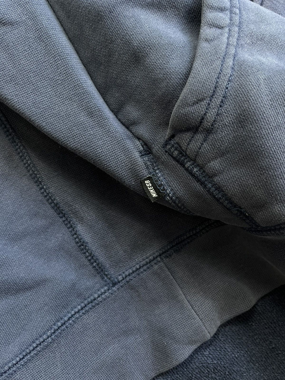 Nike × Vintage 00s Nike SB Vintage Y2K Oversized Retro Zip Hoodie Size US M / EU 48-50 / 2 - 6 Thumbnail
