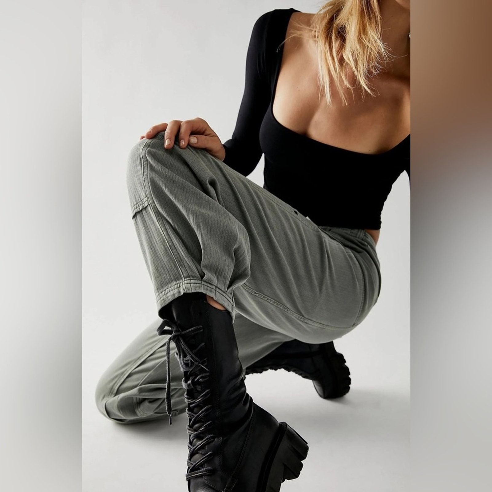 Free People 🎉LAST PIECE🎉Free People Turn Away Tapered Carpenter Pants Size 32" / US 10 / IT 46 - 5 Thumbnail