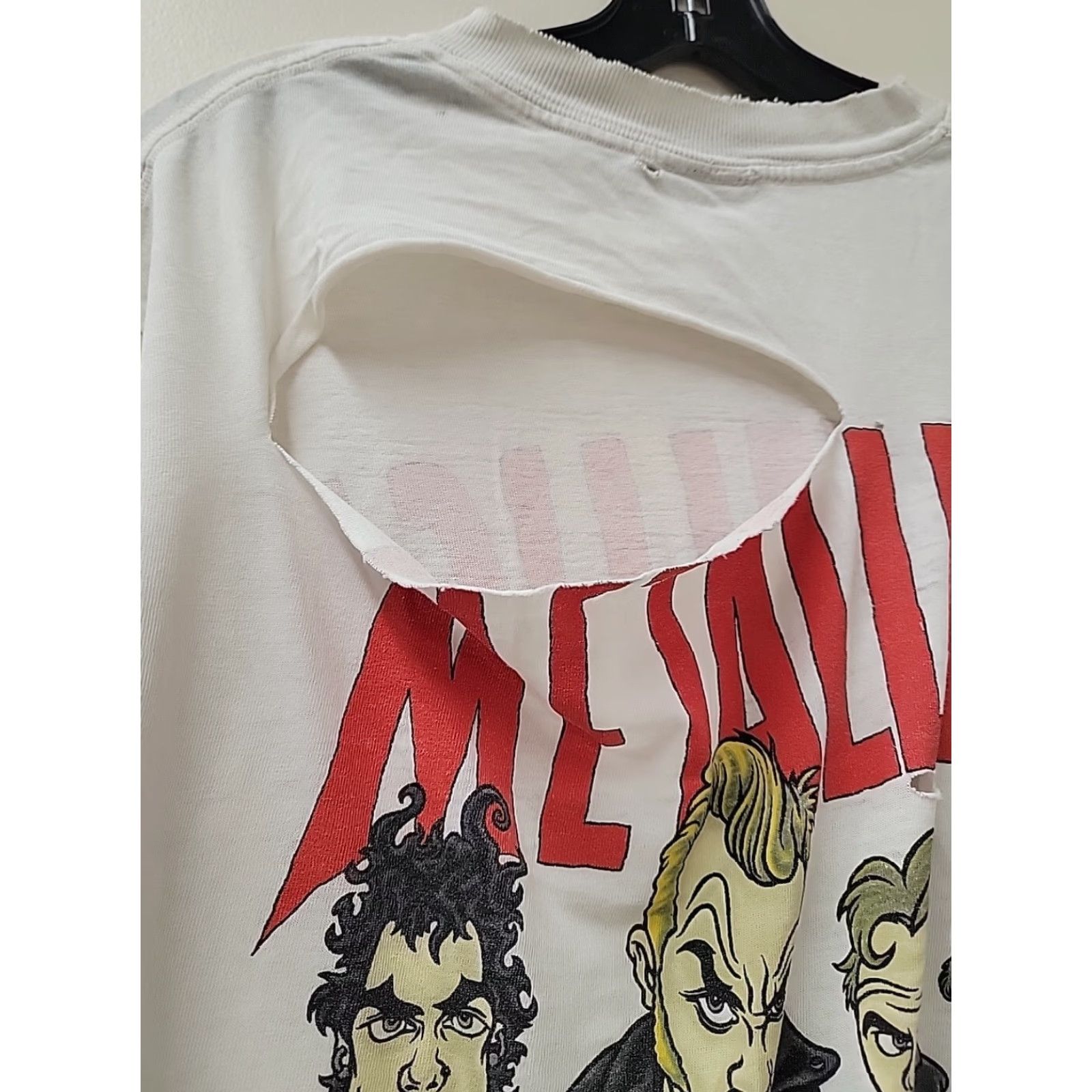 Vintage Vintage Metallica Mens L Graphic T-Shirt Metal Load Tour Cartoon 1990s White 100% Cotton Short Sleeve Size L Unisex Giant Size US L / EU 52-54 / 3 - 6 Thumbnail