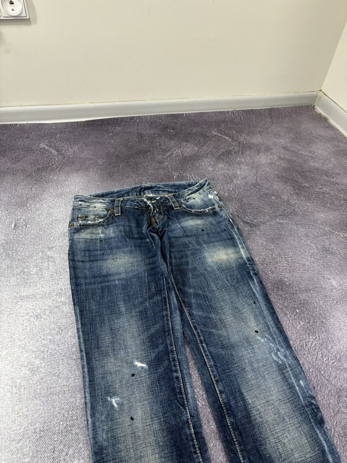 Dsquared2 Dsquared2 Women’s Faded Blue Painted Ripped Denim Jeans Size 27" / US 4 / IT 40 - 4 Thumbnail
