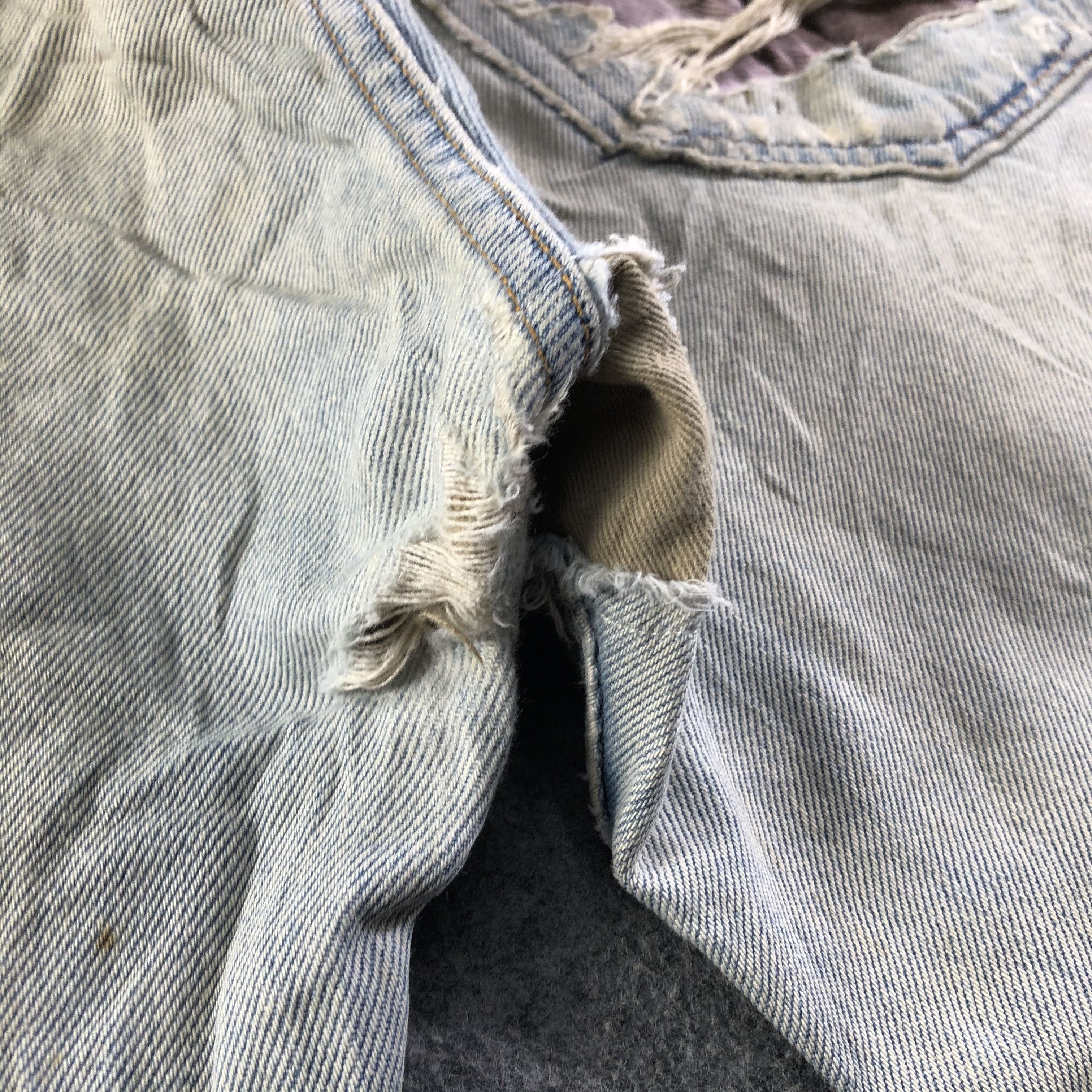 Vintage Vintage Distress Jeans-J4549 Size US 31 - 7 Thumbnail