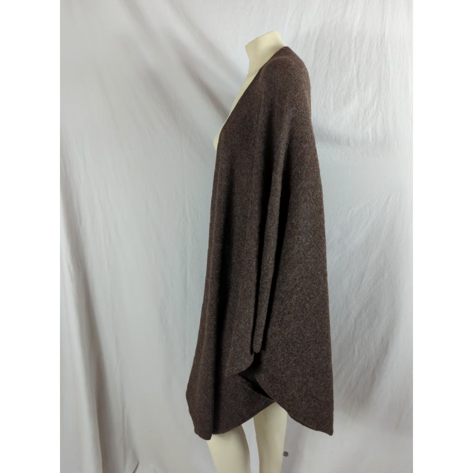 Vintage NOVICA Brown Cape Poncho Alpaca Blend One Size Women Sleeveless Open Neck Open-Front Capelet Casual Travel Business Size ONE SIZE - 4 Thumbnail