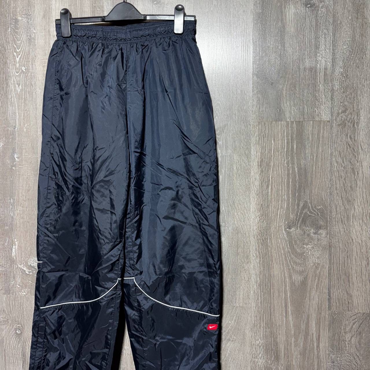 Nike Vintage Nike Track Pants Y2K Black Man size M Size US 31 - 2 Thumbnail