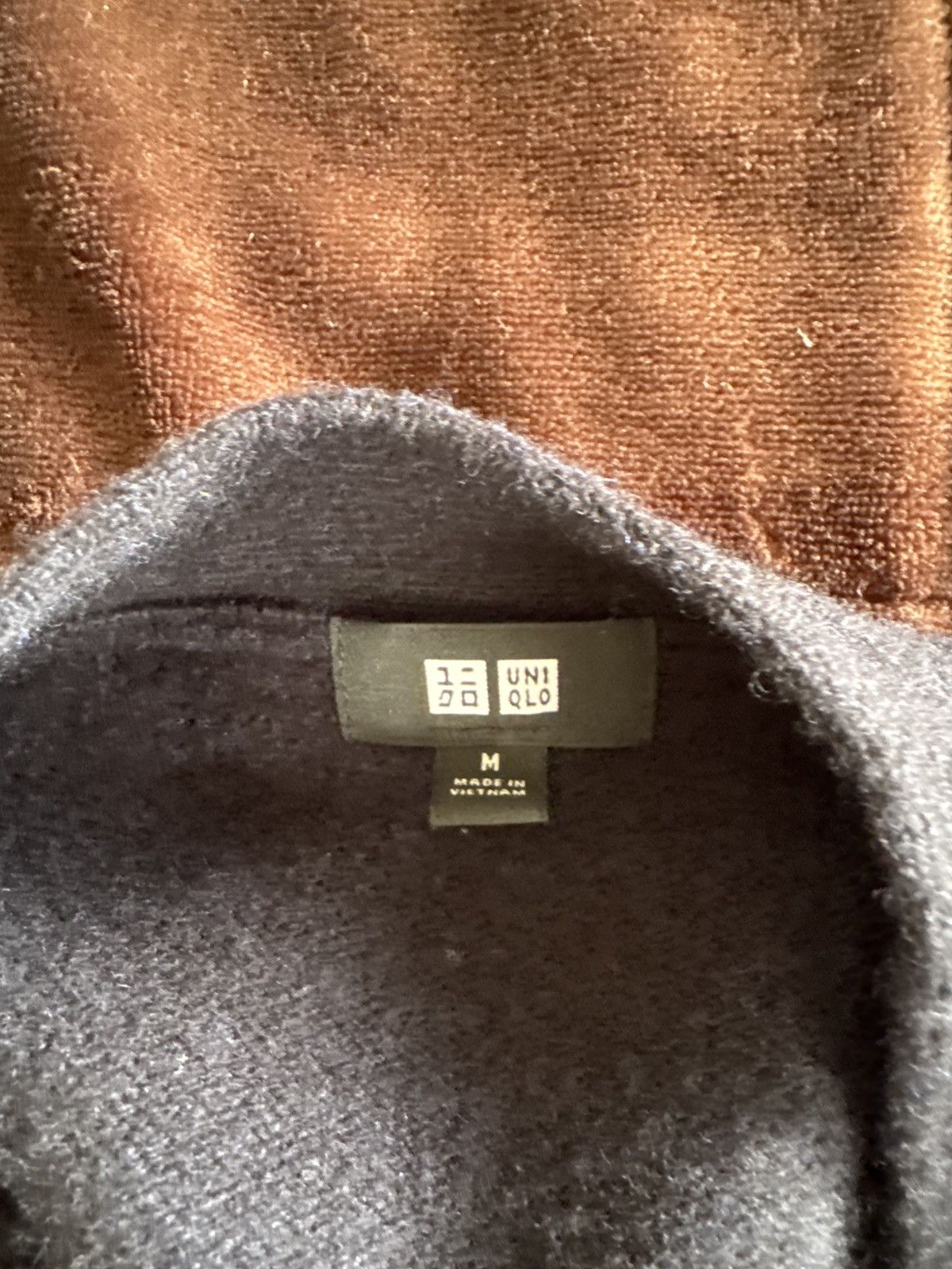 Uniqlo Navy Wool Cardigan Size US M / EU 48-50 / 2 - 4 Thumbnail