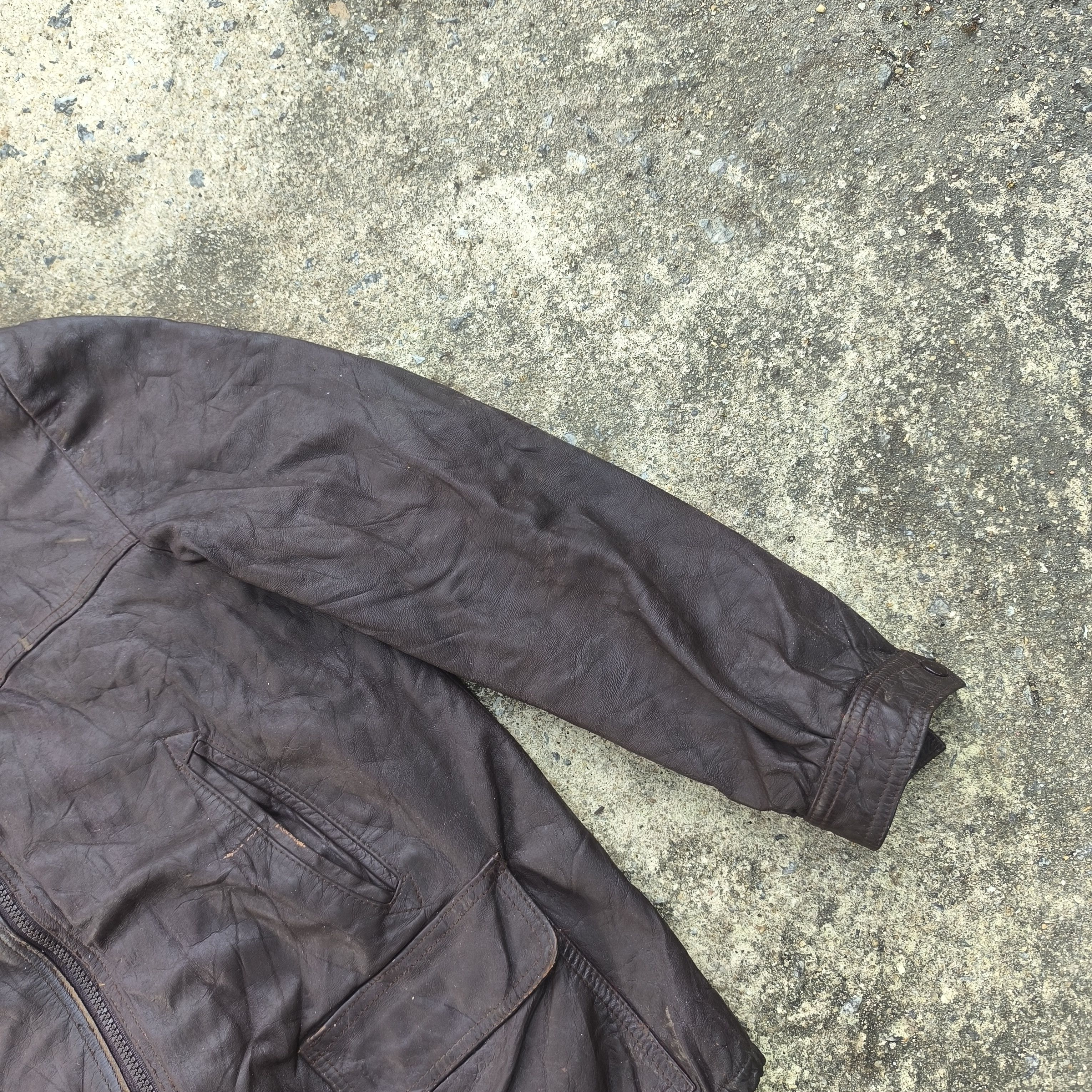 Vintage 80s vintage leather jacket biker dark brown Size M / US 6-8 / IT 42-44 - 5 Thumbnail
