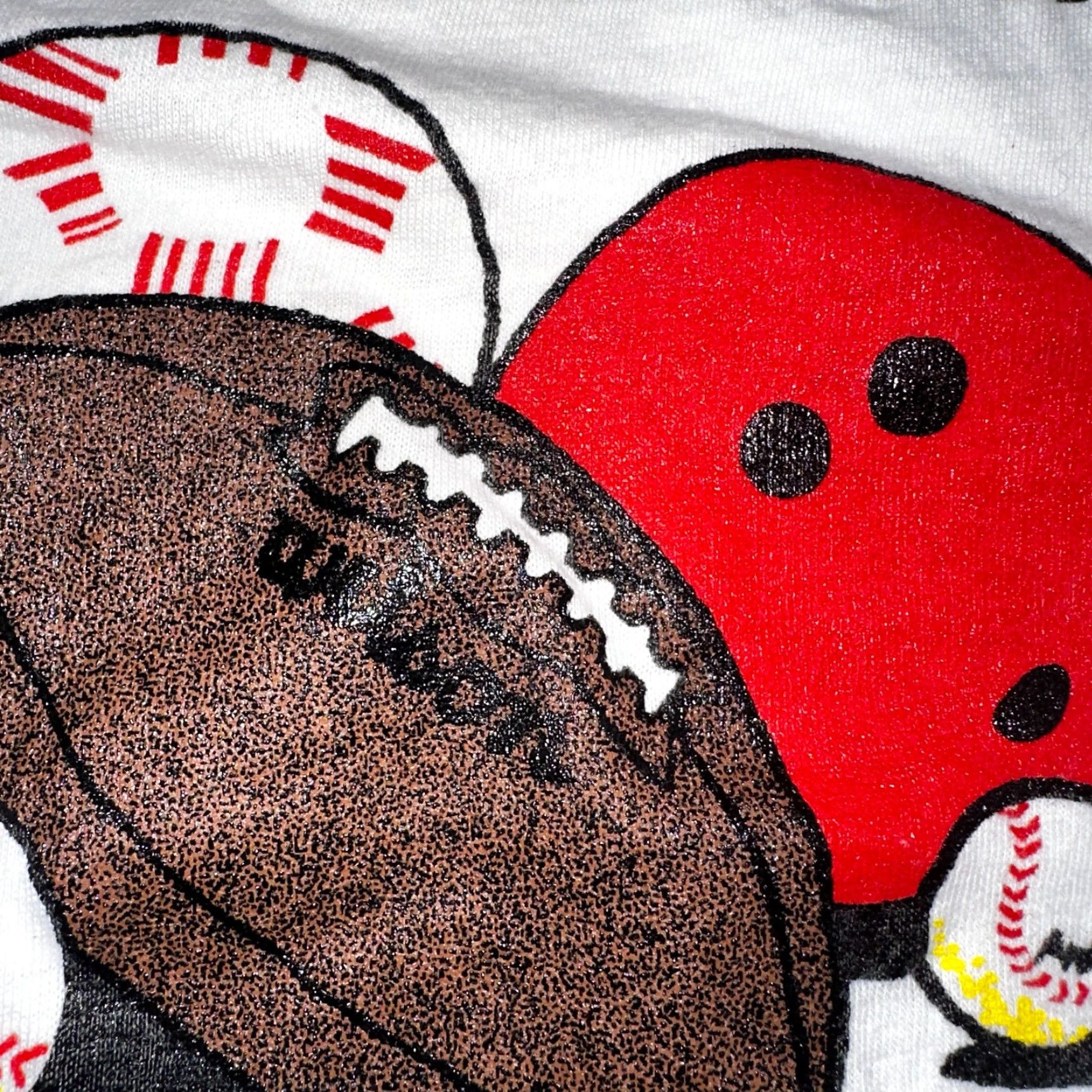 Spalding VINTAGE Belton Got Balls Spalding Basketball VTG T Shirt White Tank 80s 90s 70s Mens L White Crew Neck Short Sleeve Graphic Print Jeans? Size US L / EU 52-54 / 3 - 4 Thumbnail