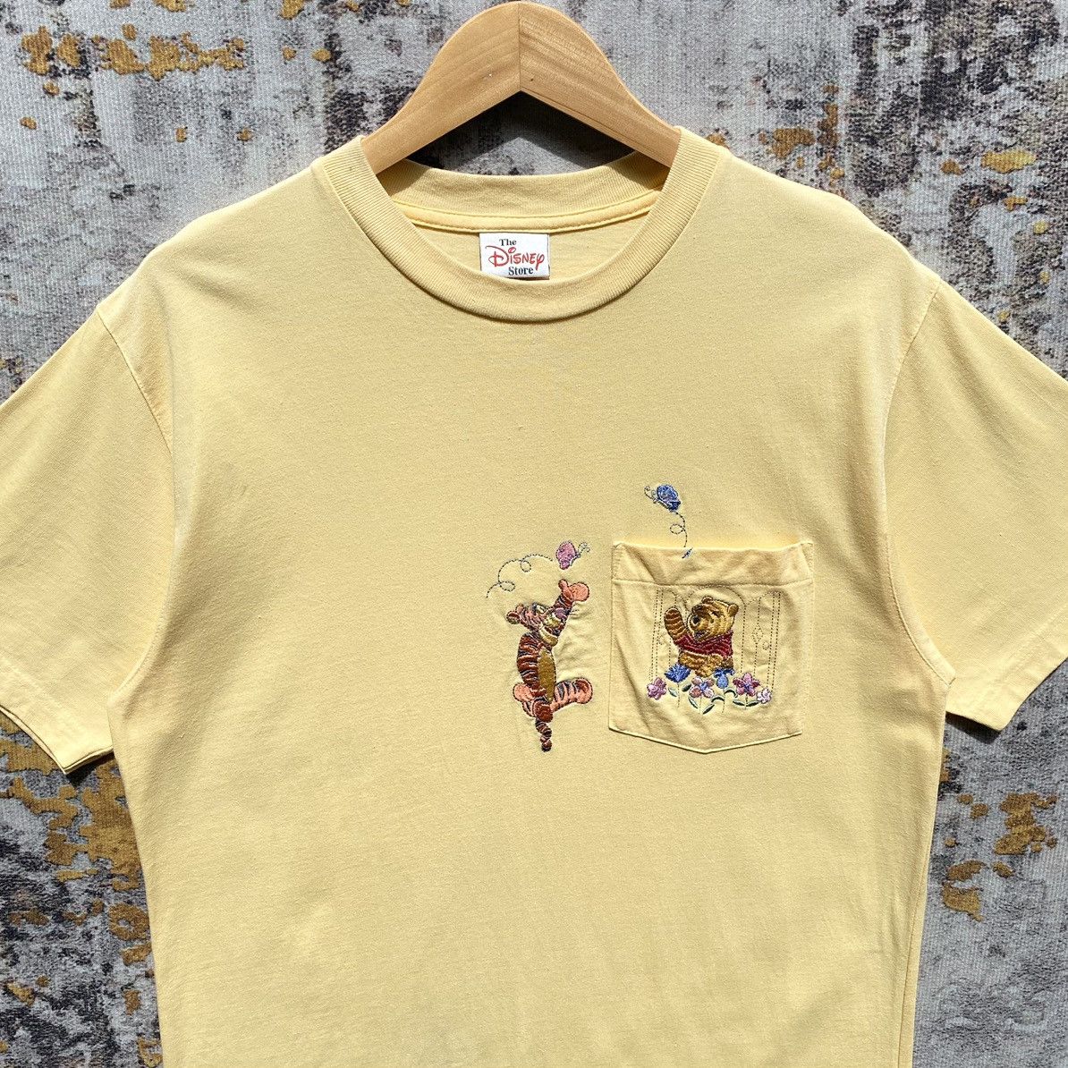 Disney × Vintage Vintage Winnie The Pooh & Tiger Disnep Store Pocket Shirt Size US M / EU 48-50 / 2 - 4 Thumbnail
