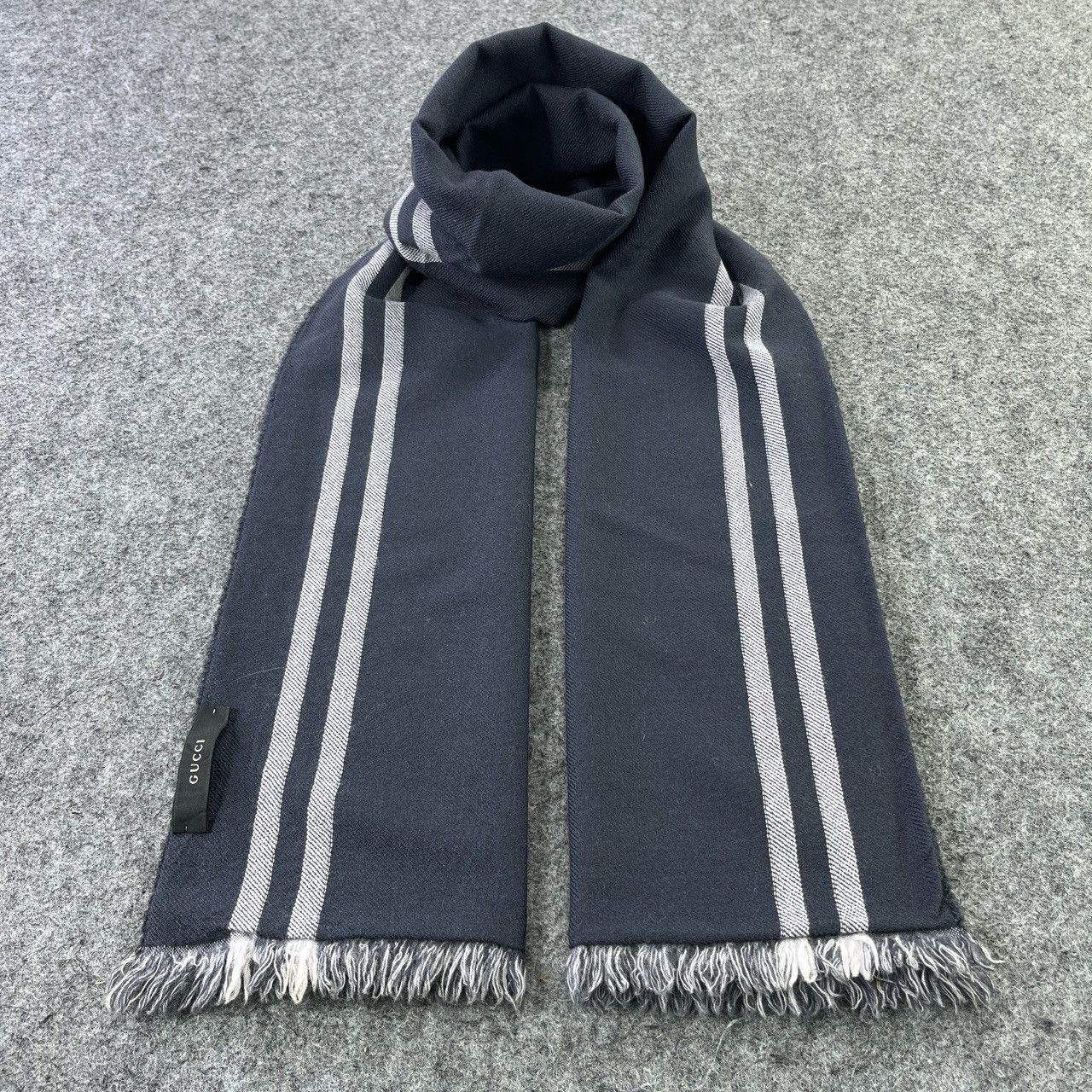 Gucci Gucci Scarf / Muffler / Neckwear T510 Size ONE SIZE - 1 Thumbnail