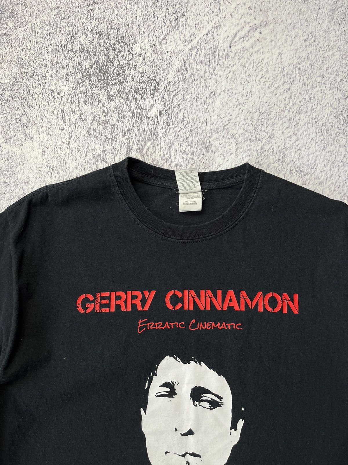 Band Tees Men's Vintage T-Shirt Gerry Cinnamon Erratic Cinematic Size US M / EU 48-50 / 2 - 8 Thumbnail