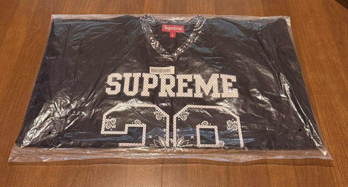 Supreme Supreme Bandana Football Jersey Black Size Large Size US L / EU 52-54 / 3 - 1 Thumbnail