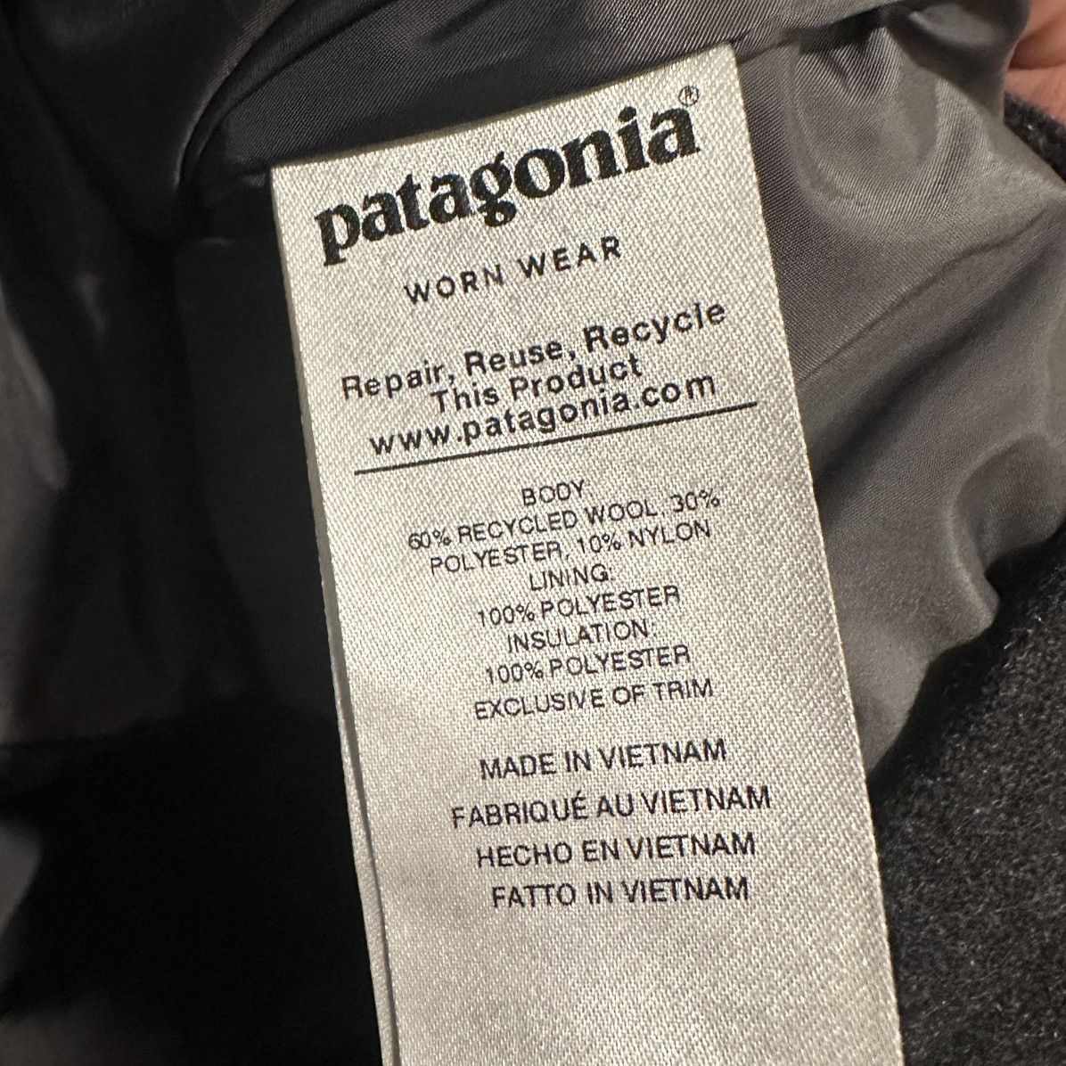 Patagonia Patagonia Recycled Wool Insulated Bomber Jacket, Forge Grey Size US L / EU 52-54 / 3 - 7 Thumbnail
